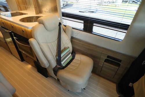 2020 Airstream Interstate LOUNGE EXT Tommy Bahama 4X4