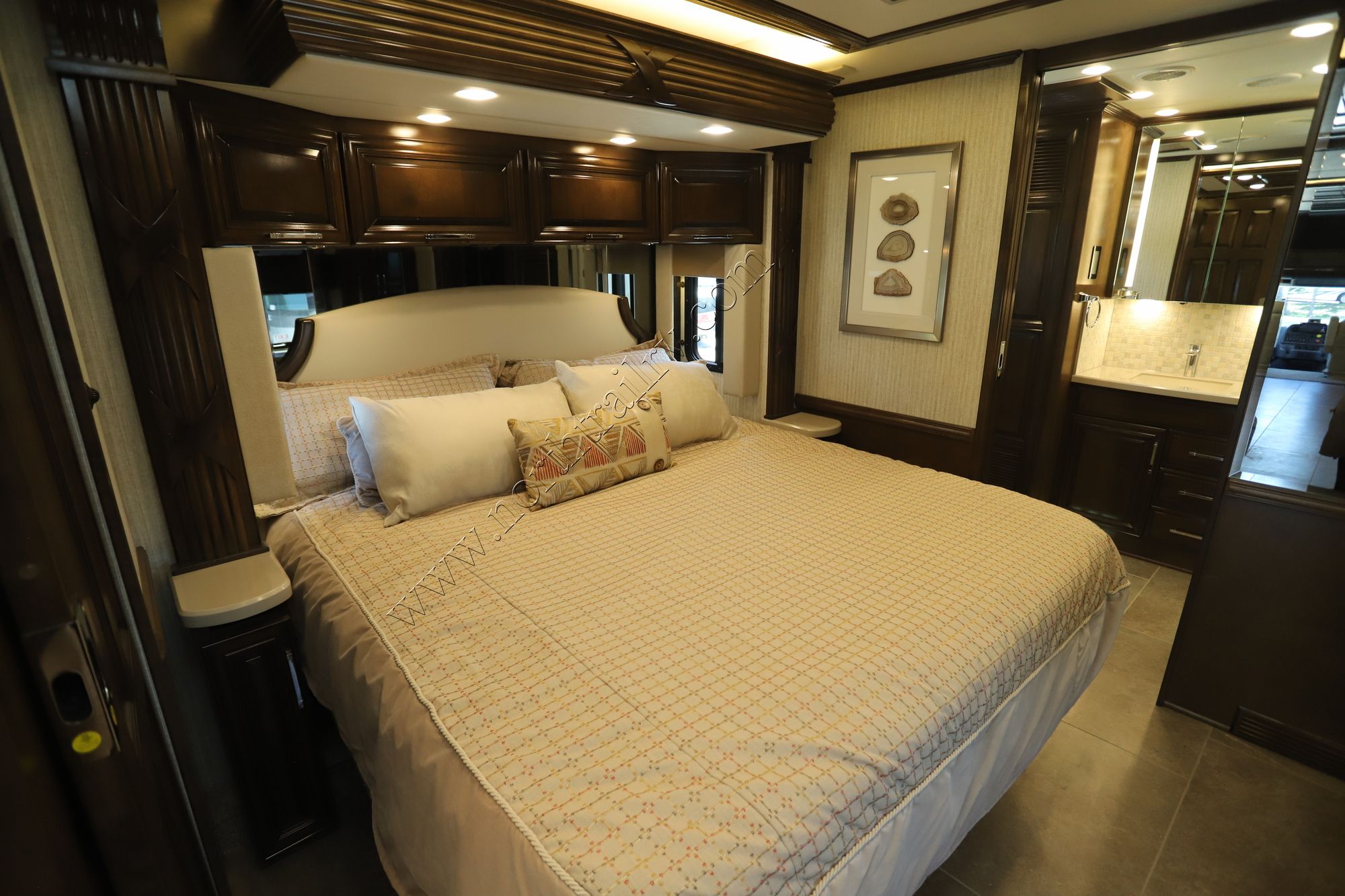 New 2023 Newmar Supreme Aire 4530 Super C  For Sale