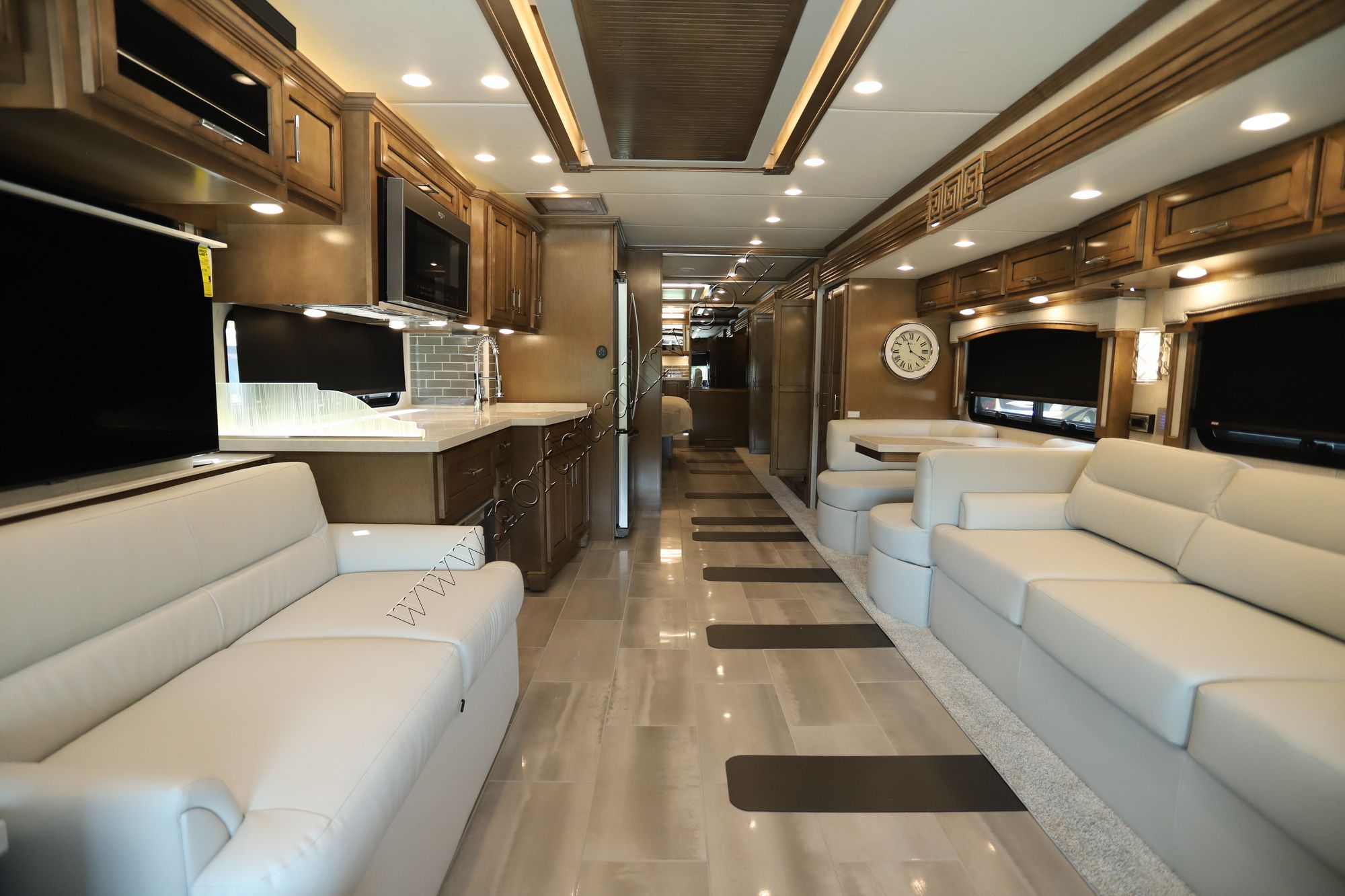 New 2023 Newmar Ventana 4326 Class A  For Sale