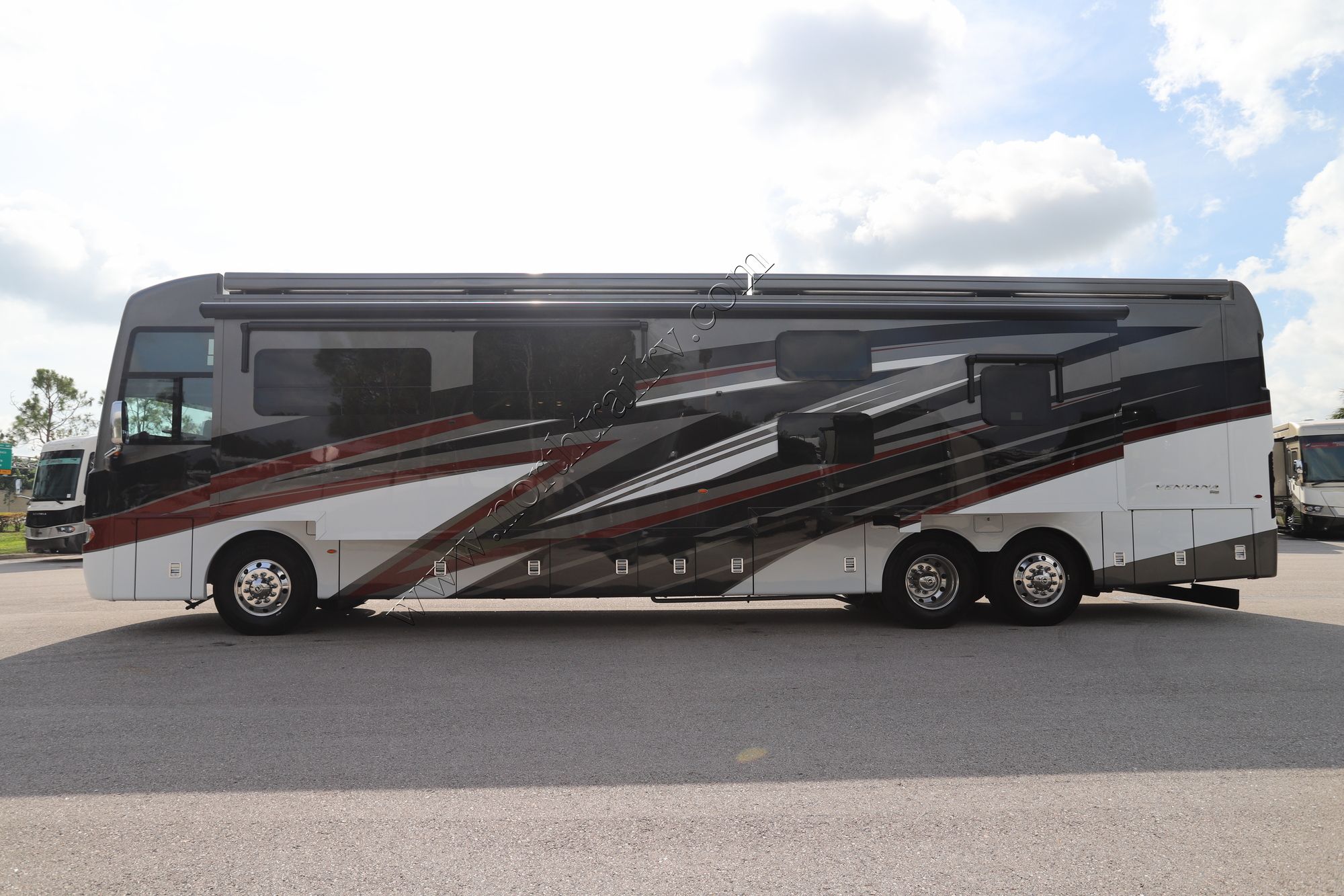 New 2023 Newmar Ventana 4326 Class A  For Sale