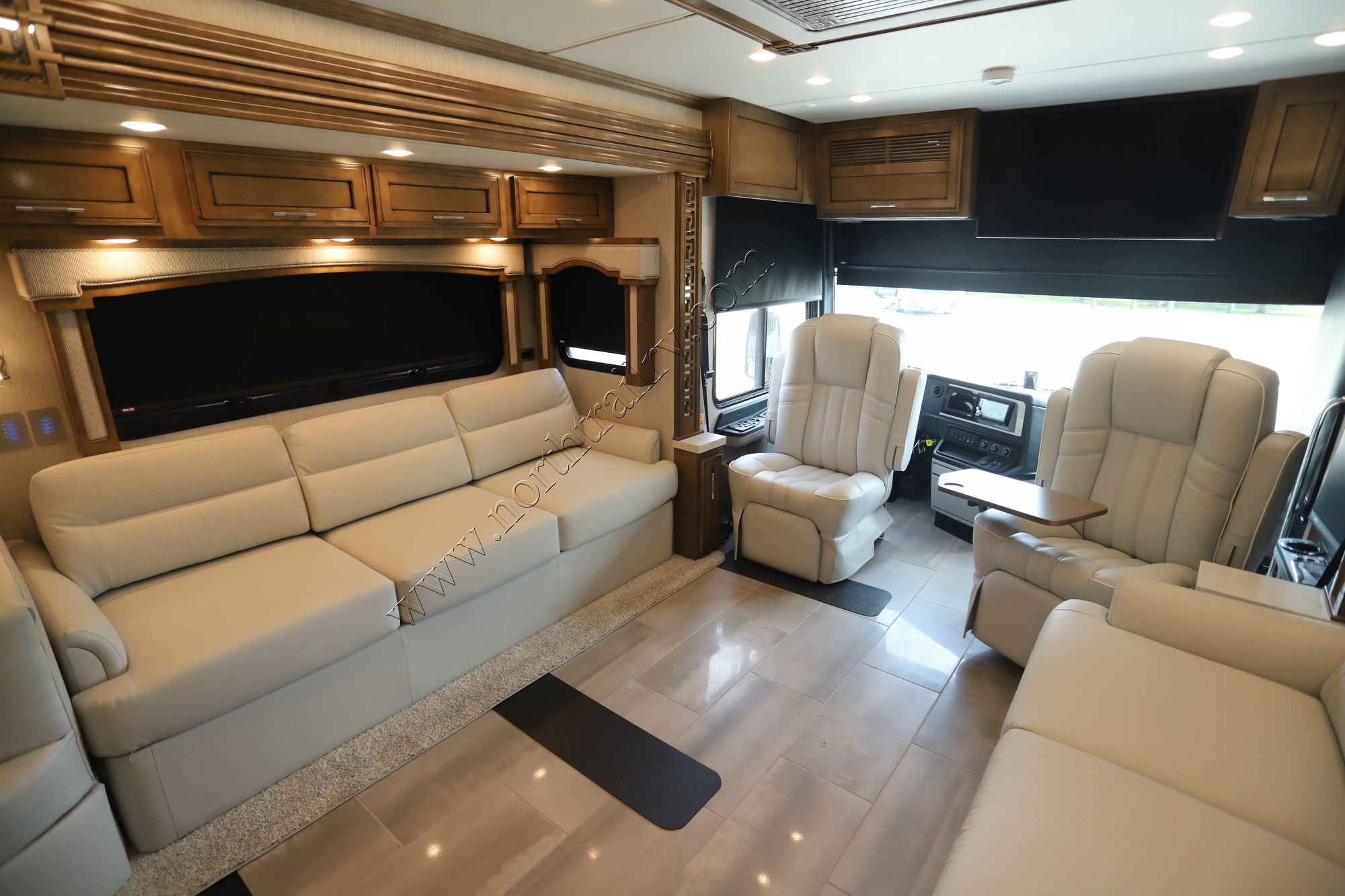 New 2023 Newmar Ventana 4326 Class A  For Sale