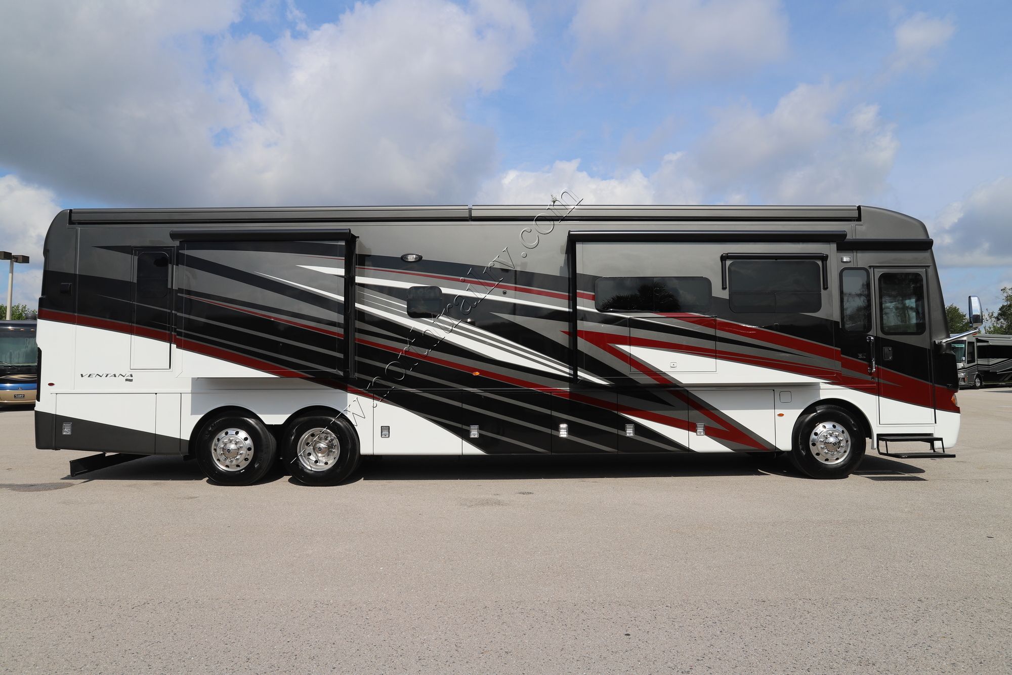 New 2023 Newmar Ventana 4326 Class A  For Sale