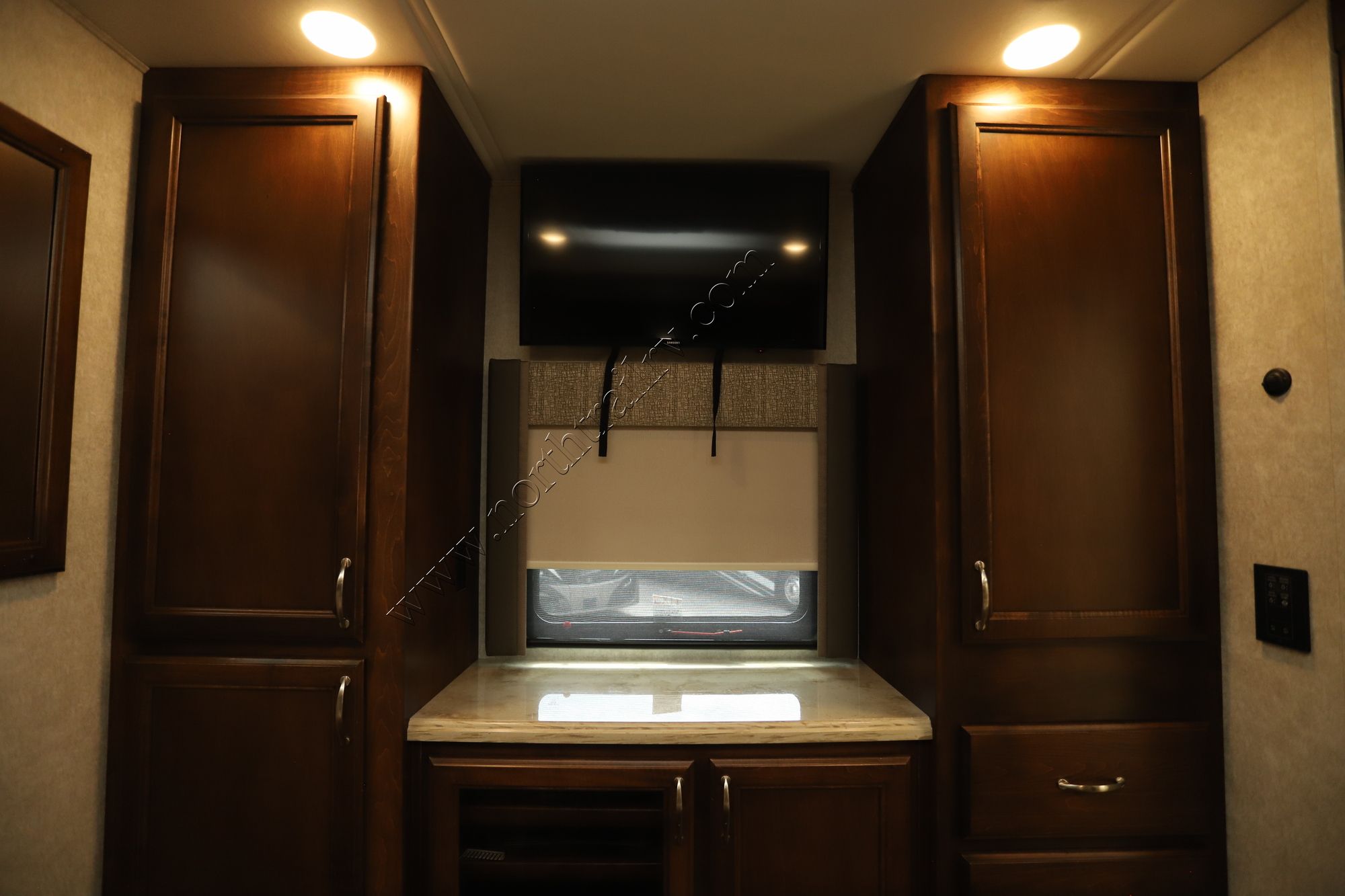 Used 2020 Renegade Rv Verona 34VQB Super C  For Sale