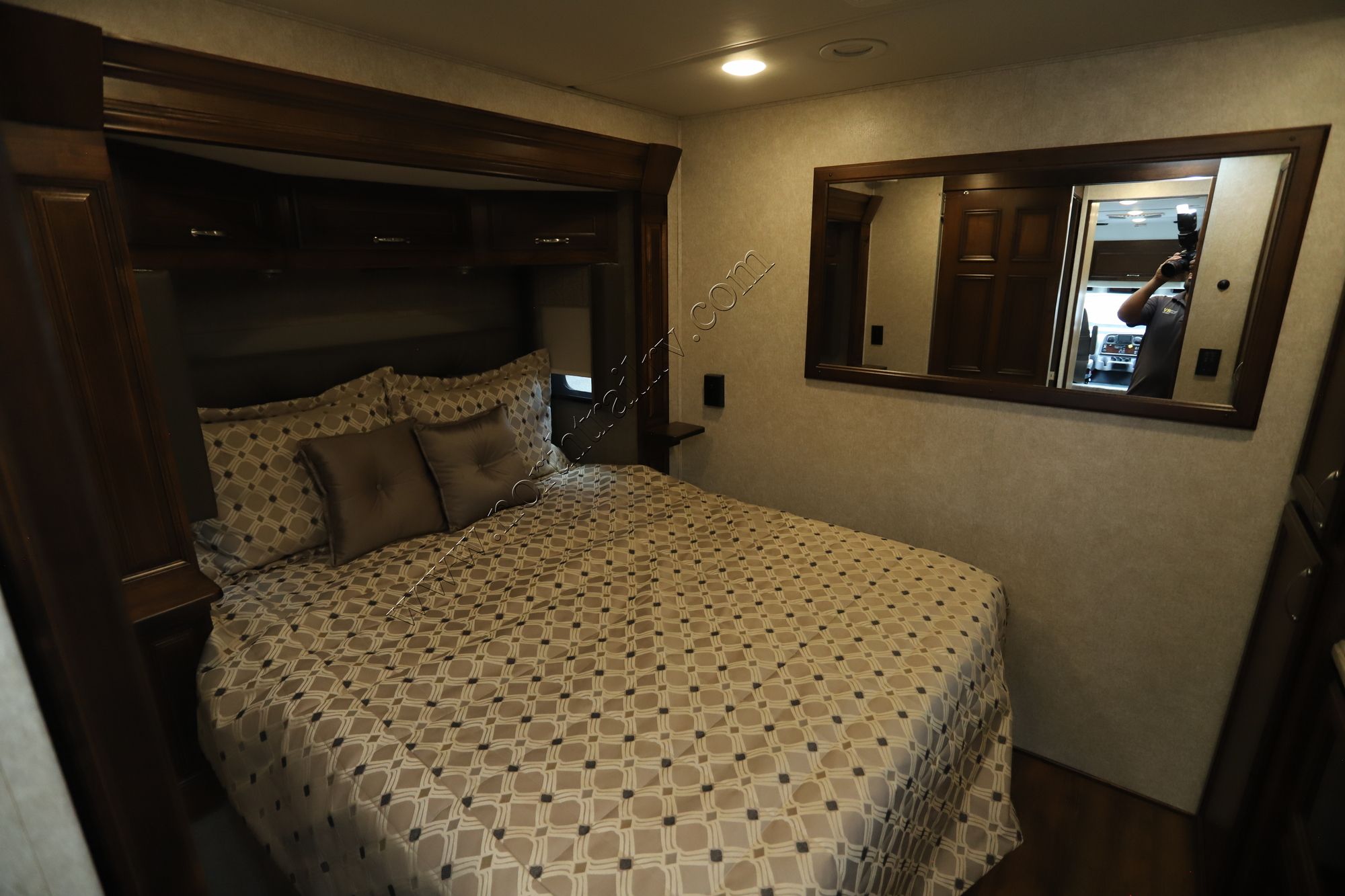 Used 2020 Renegade Rv Verona 34VQB Super C  For Sale