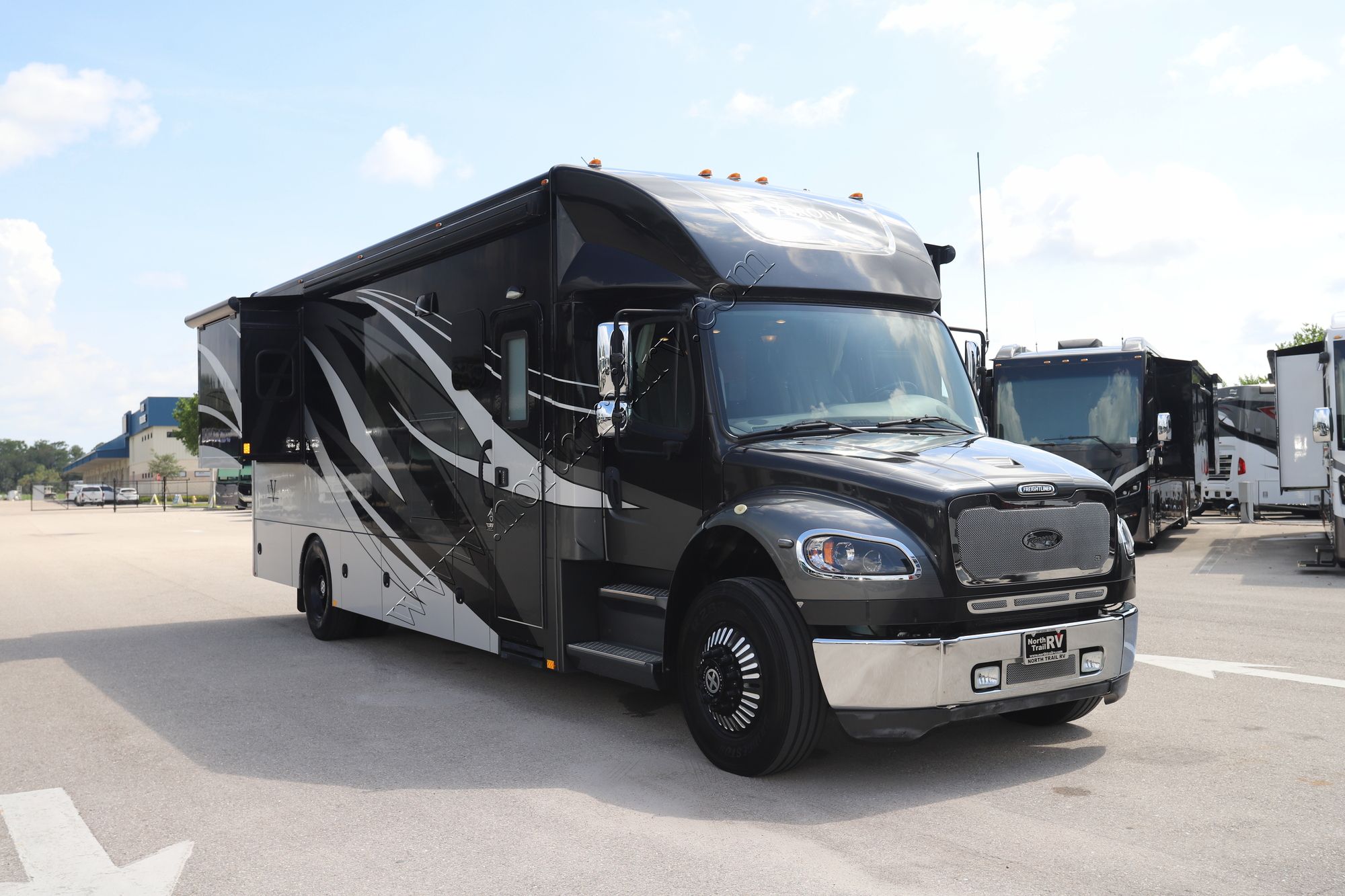 Used 2020 Renegade Rv Verona 34VQB Super C  For Sale