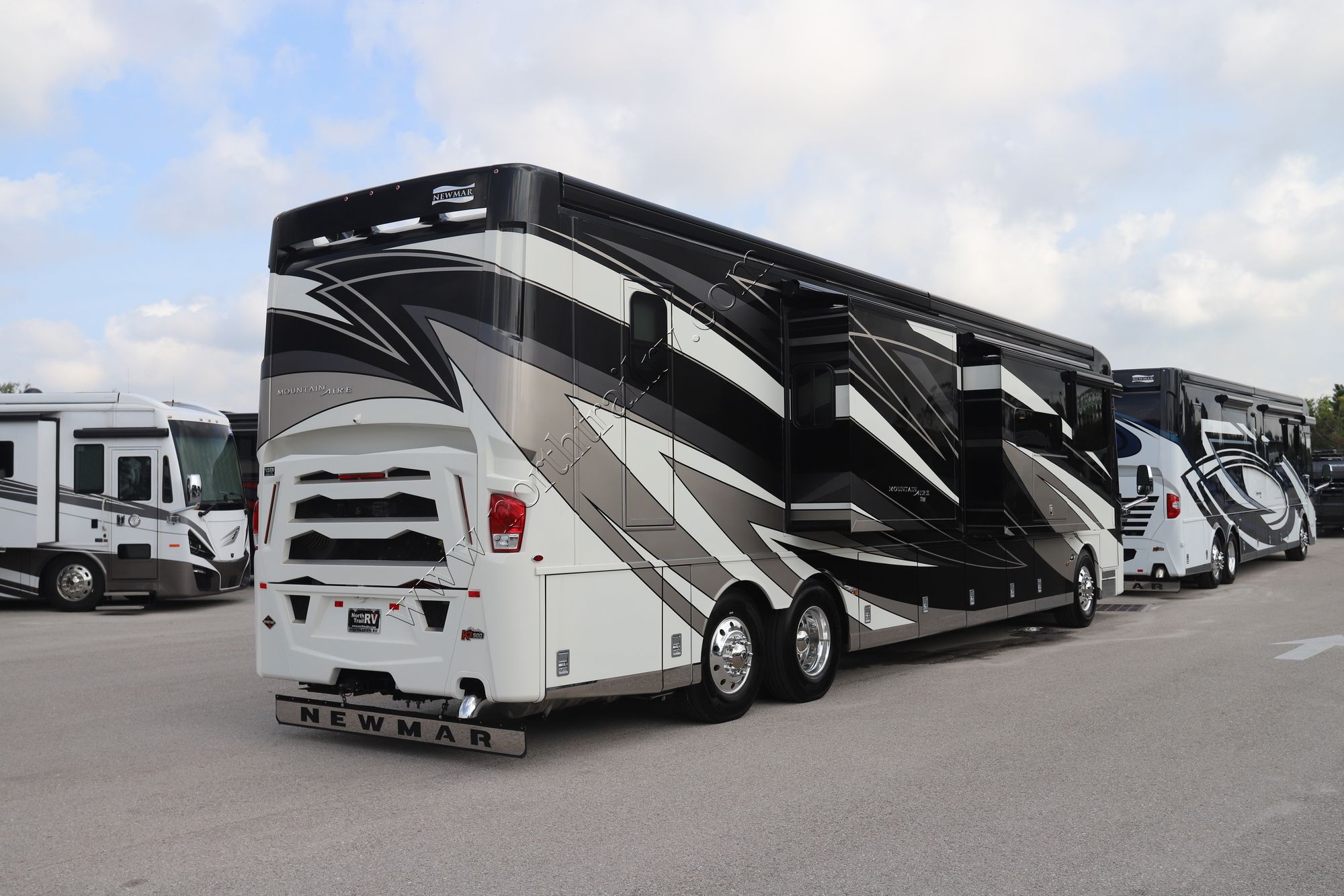 Used 2021 Newmar Mountain Aire 4551 Class A  For Sale