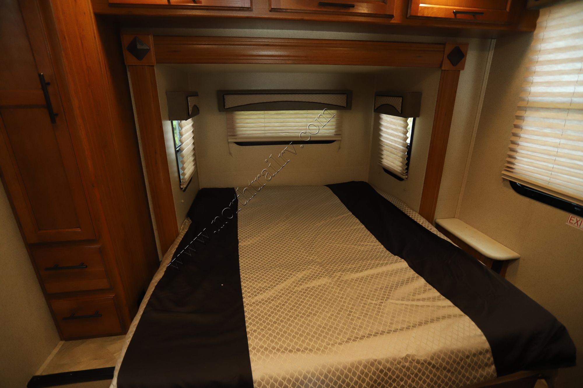 Used 2017 Jayco Melbourne 24K Class C  For Sale