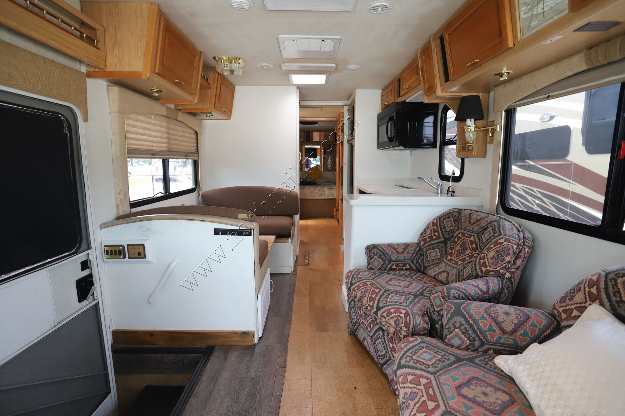 Used 1997 National Rv Dolphin 532 Class A  For Sale