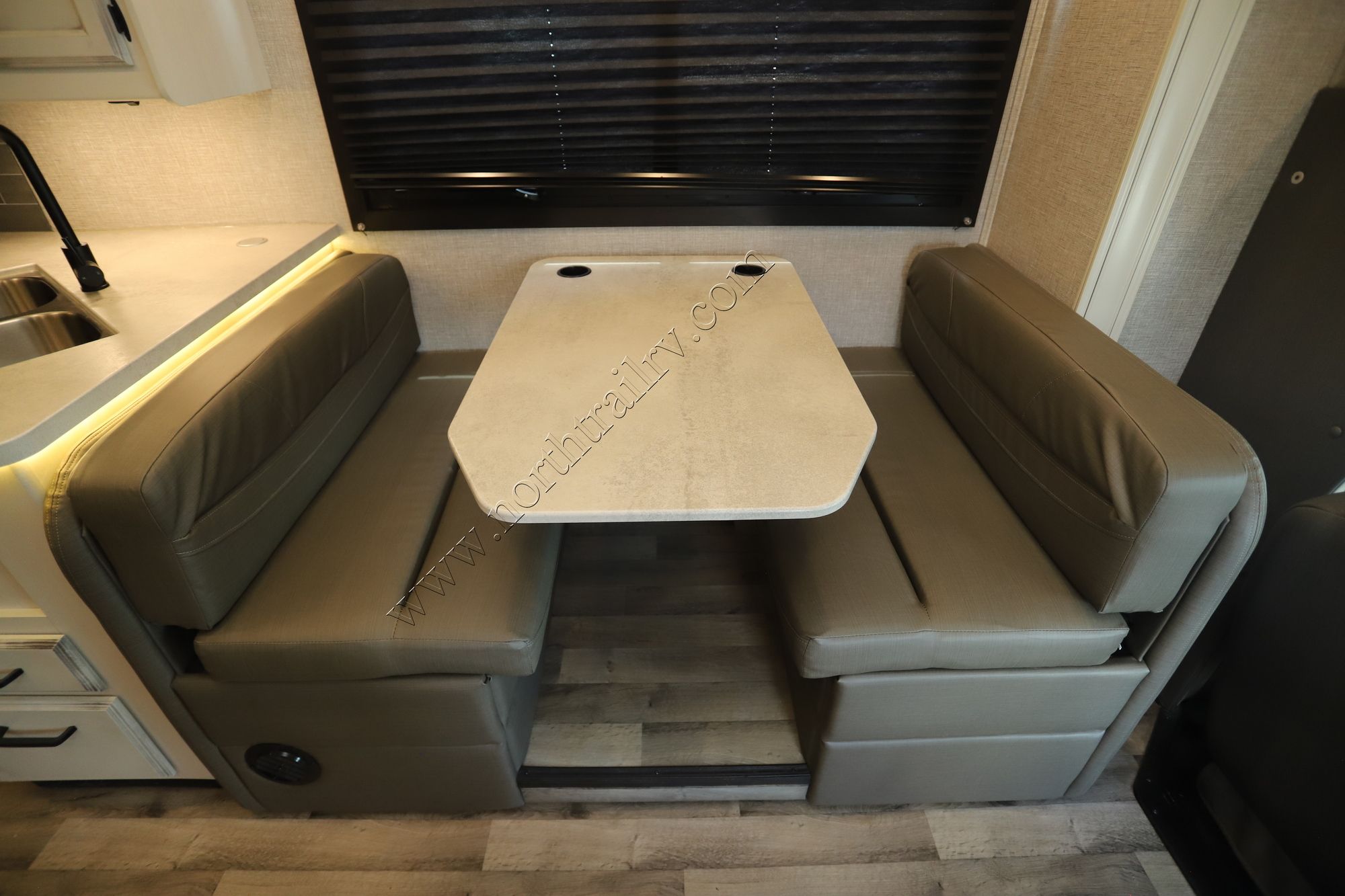 Used 2022 Jayco Redhawk 31F Class C  For Sale