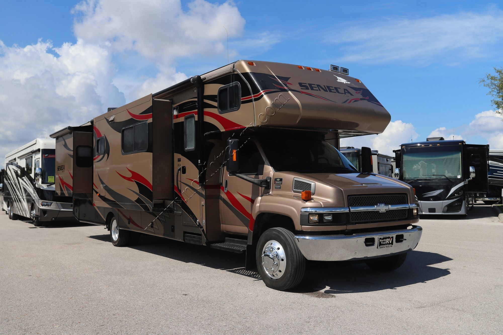 Used 2007 Jayco Seneca 35GS Super C  For Sale