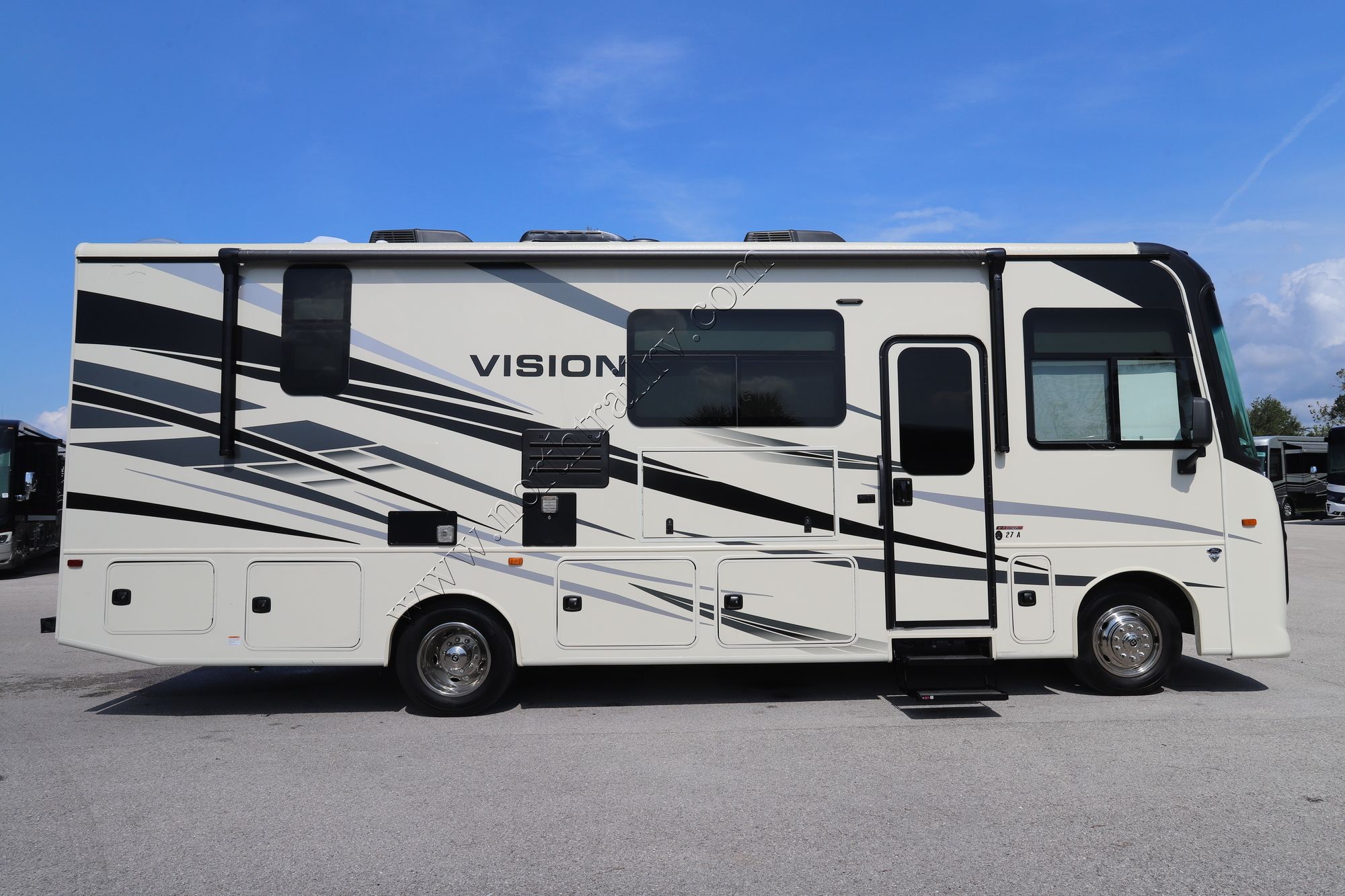 Used 2023 Entegra Vision 27A Class A  For Sale