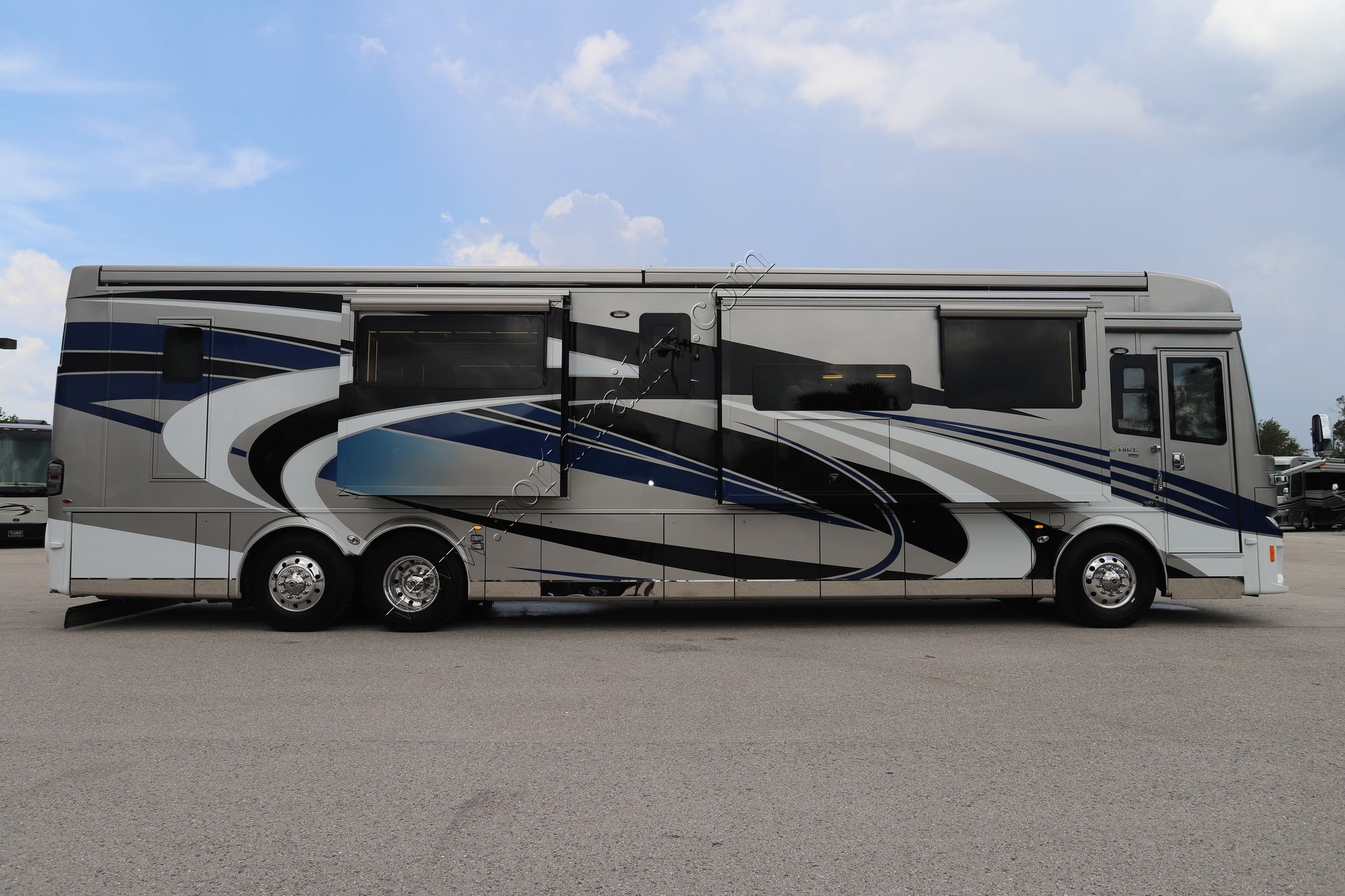 Used 2021 Newmar King Aire 4531 Class A  For Sale