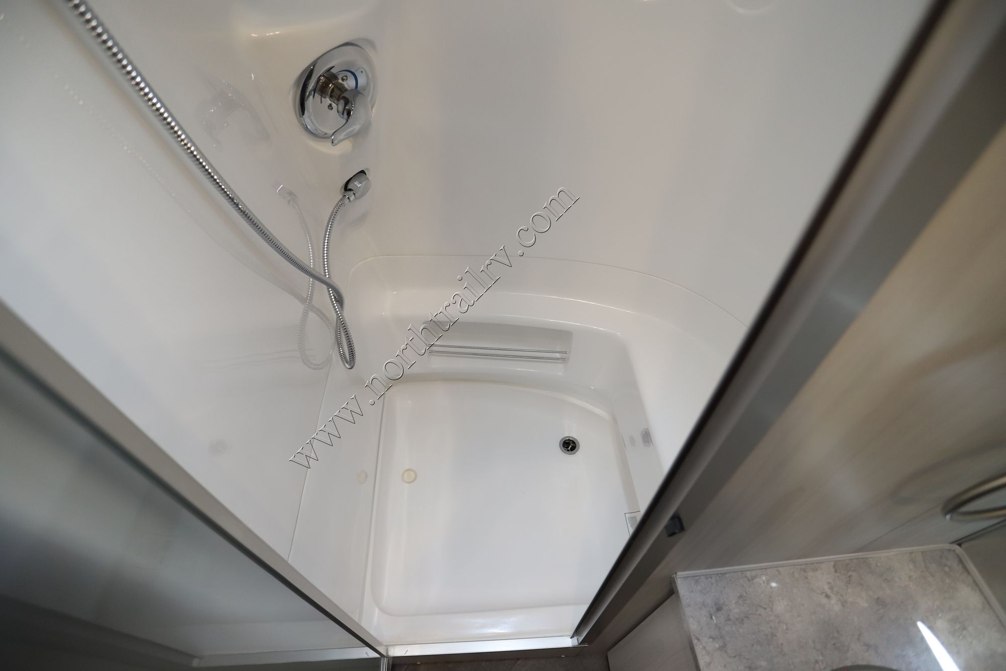 New 2023 Airstream International 23FB Travel Trailer  For Sale