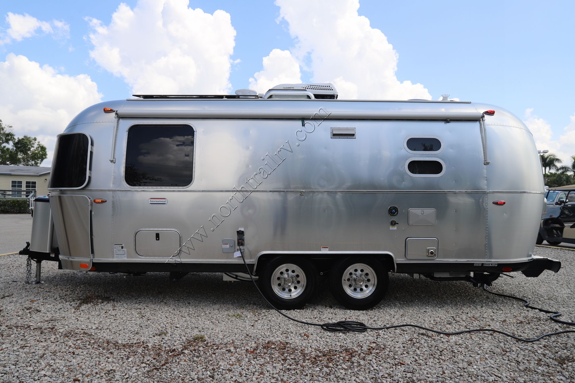 New 2023 Airstream International 23FB Travel Trailer  For Sale