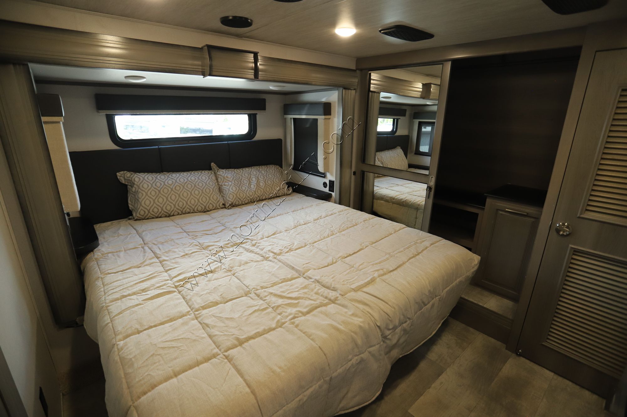 Used 2020 Keystone Montana 3791RD Fifth Wheel  For Sale