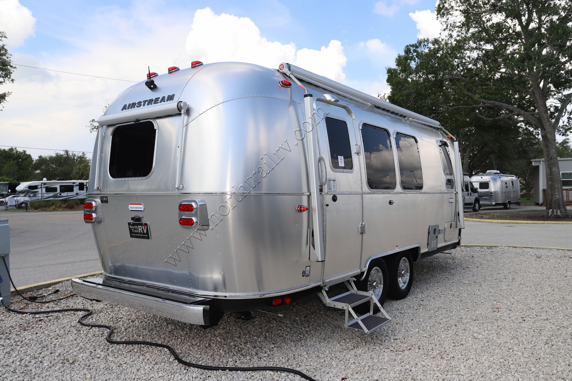 New 2023 Airstream International 23FB Travel Trailer  For Sale