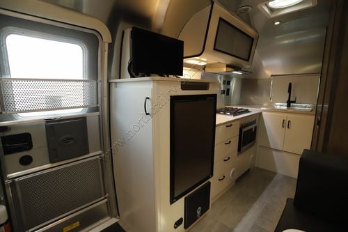 2023 Airstream Caravel 20FB