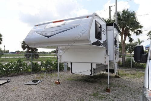 2022 Lance Lance 1062