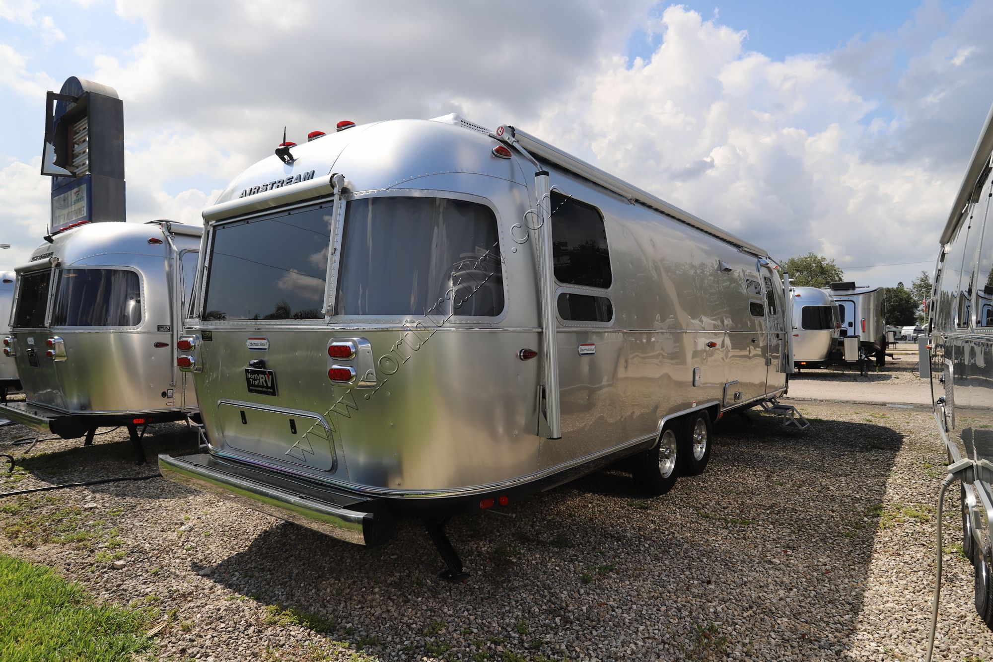 New 2023 Airstream International 30RB Travel Trailer  For Sale