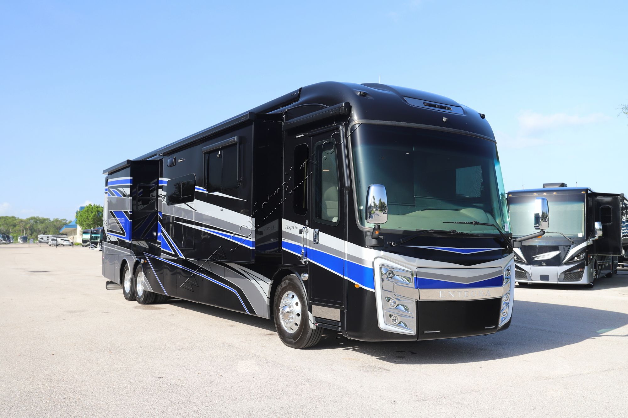 Used 2022 Entegra Aspire 44W Class A  For Sale