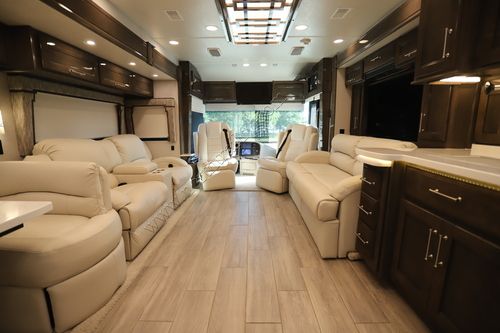 2022 Entegra Aspire 44W