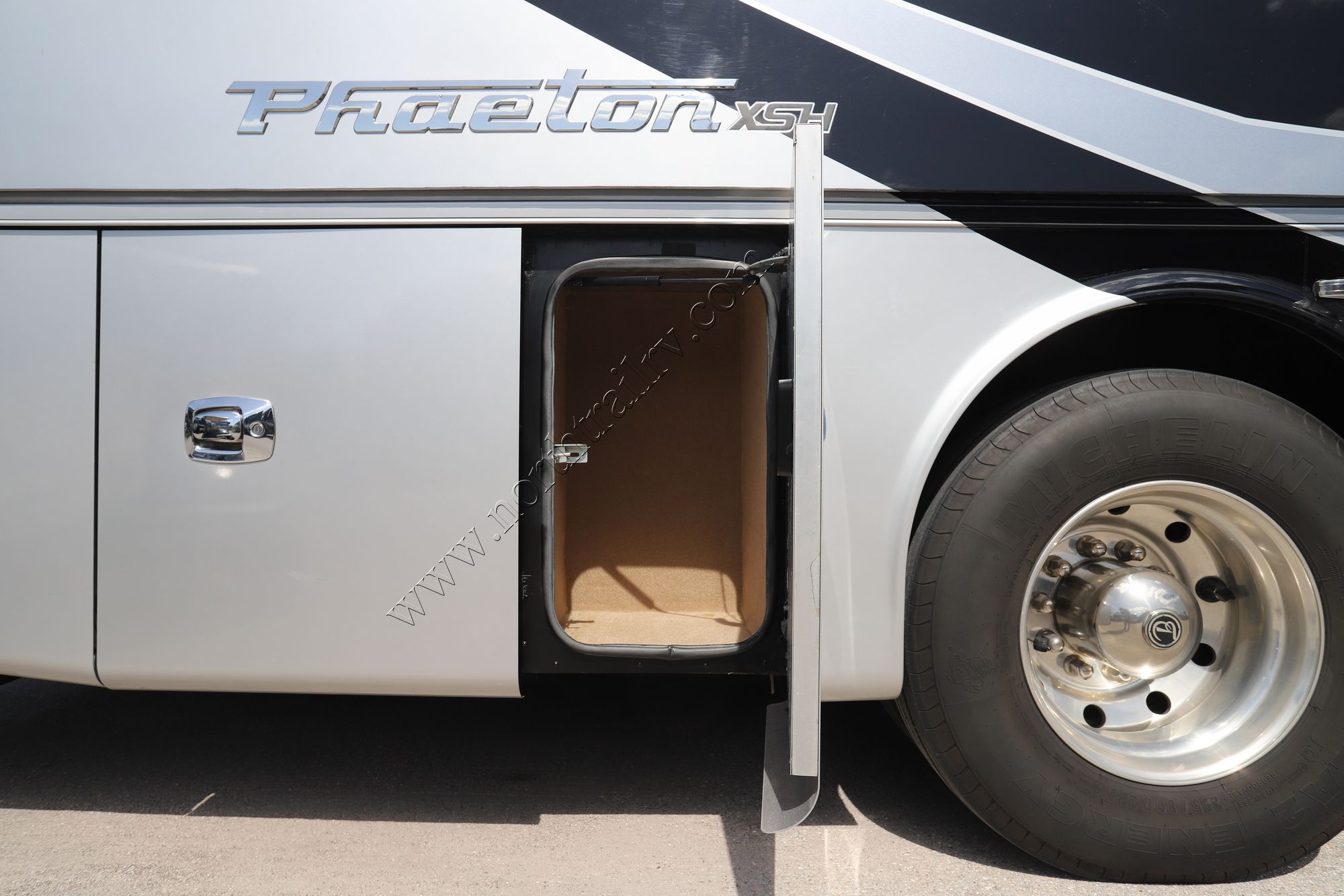 Used 2019 Tiffin Motor Homes Phaeton 40IH Class A  For Sale