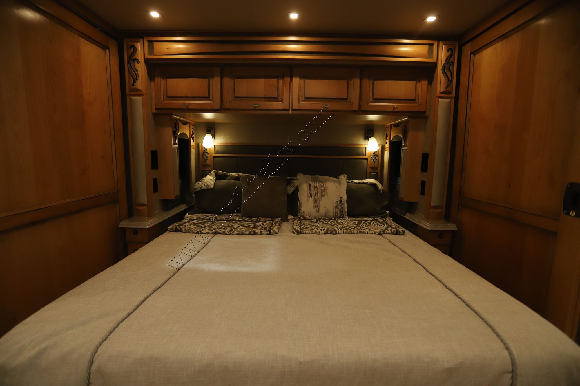 Used 2019 Tiffin Motor Homes Phaeton 40IH Class A  For Sale