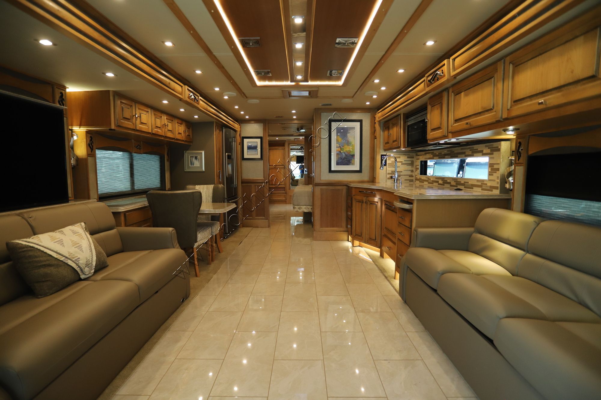 Used 2019 Tiffin Motor Homes Phaeton 40IH Class A  For Sale