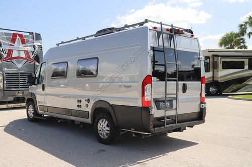 2021 Coachmen Nova 20RB