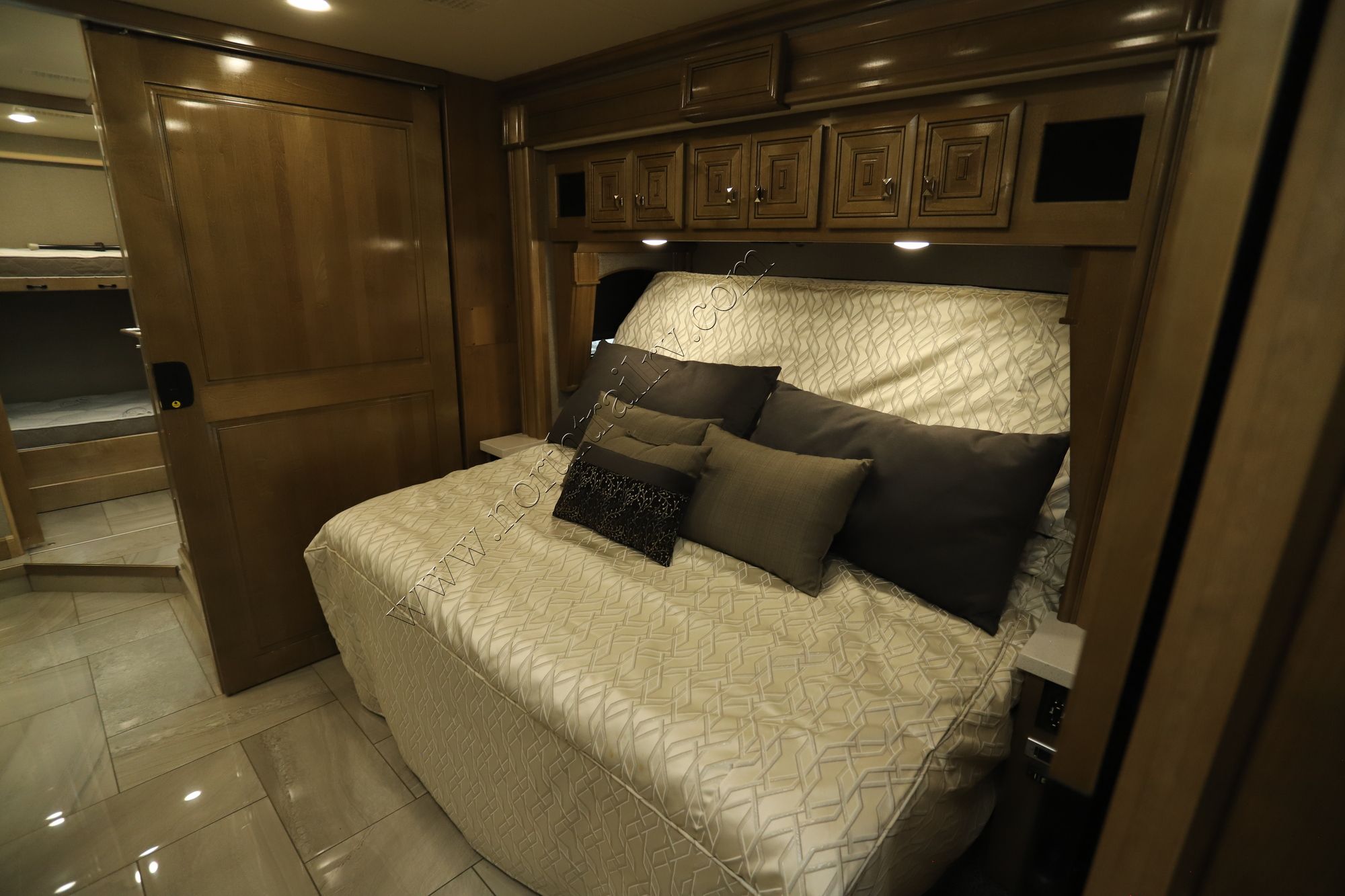 Used 2019 Fleetwood Discovery 44B Class A  For Sale