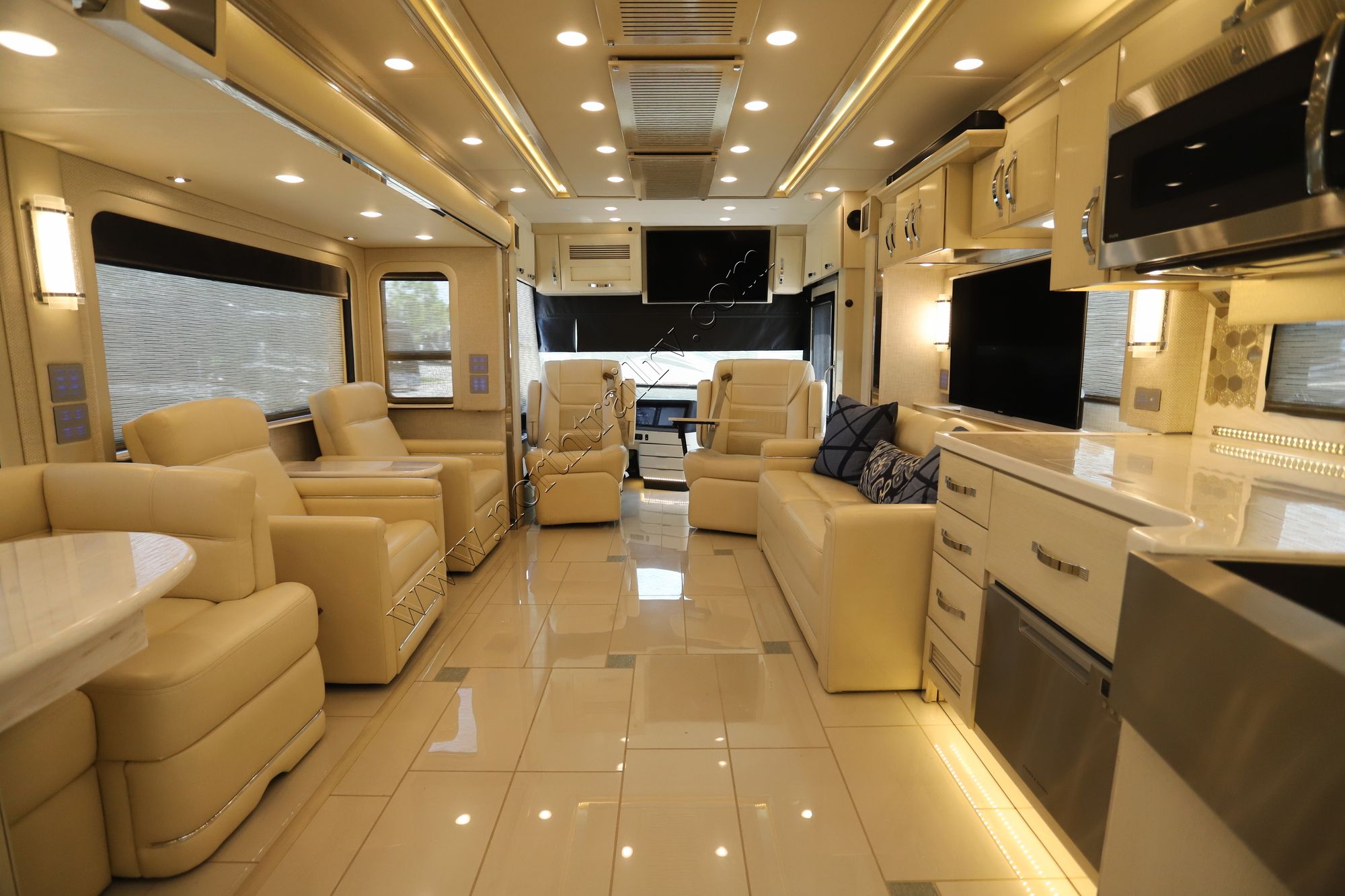 Used 2019 Newmar King Aire 4531 Class A  For Sale