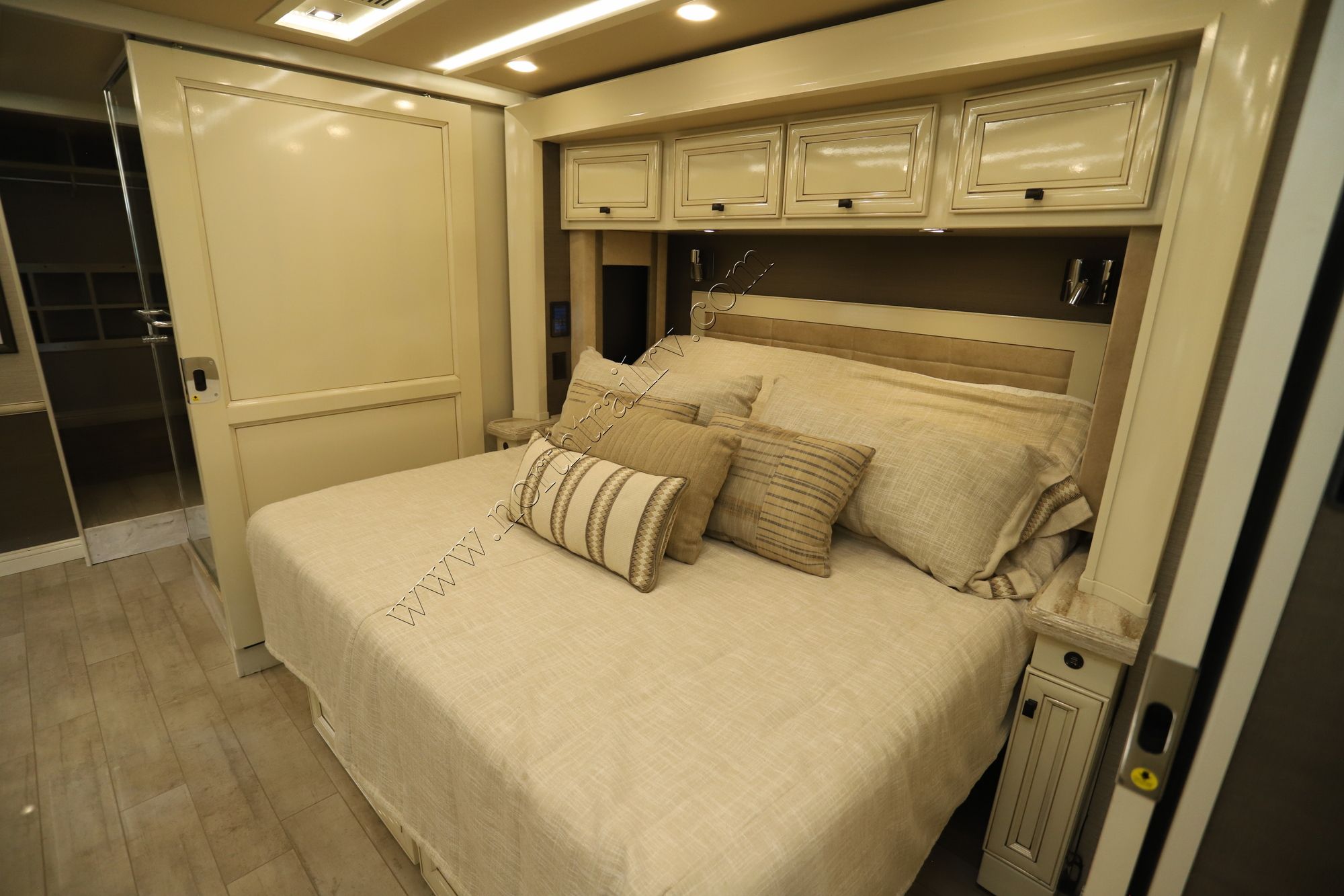 Used 2020 Tiffin Motor Homes Allegro Bus 45OPP Class A  For Sale