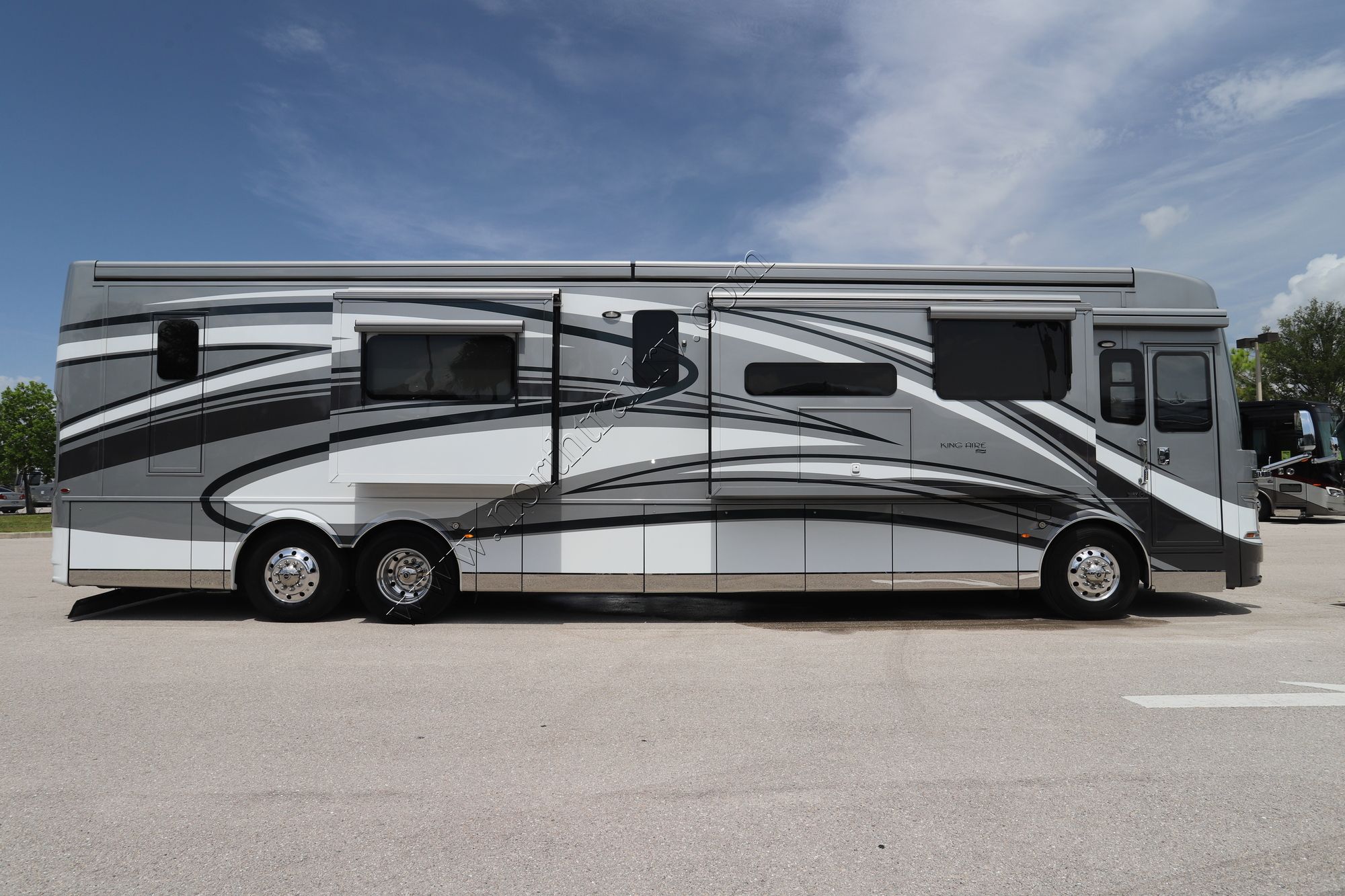 Used 2019 Newmar King Aire 4531 Class A  For Sale