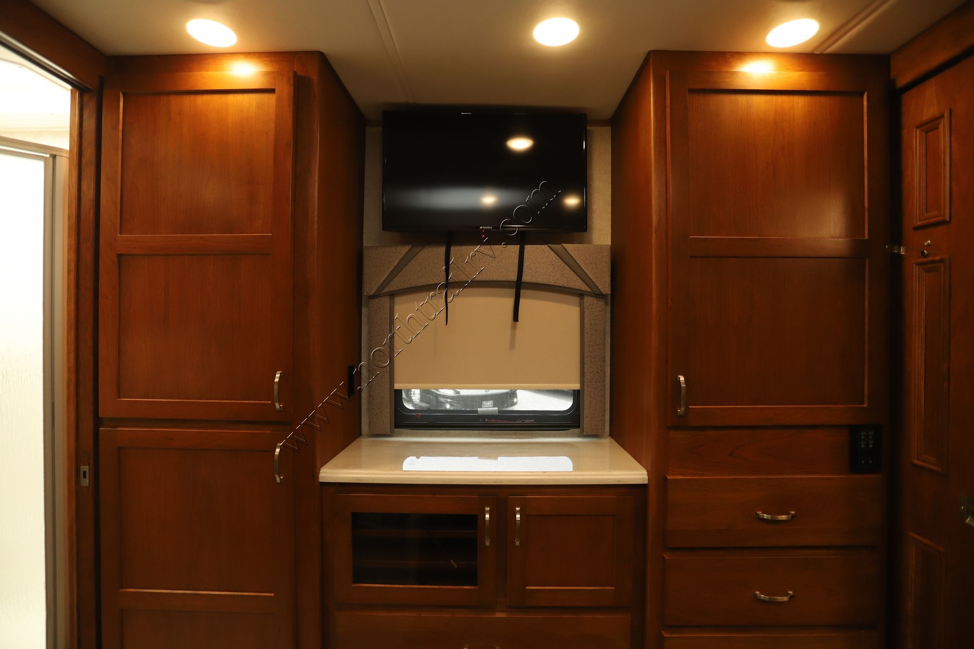 Used 2020 Renegade Rv Valencia 38RB Super C  For Sale