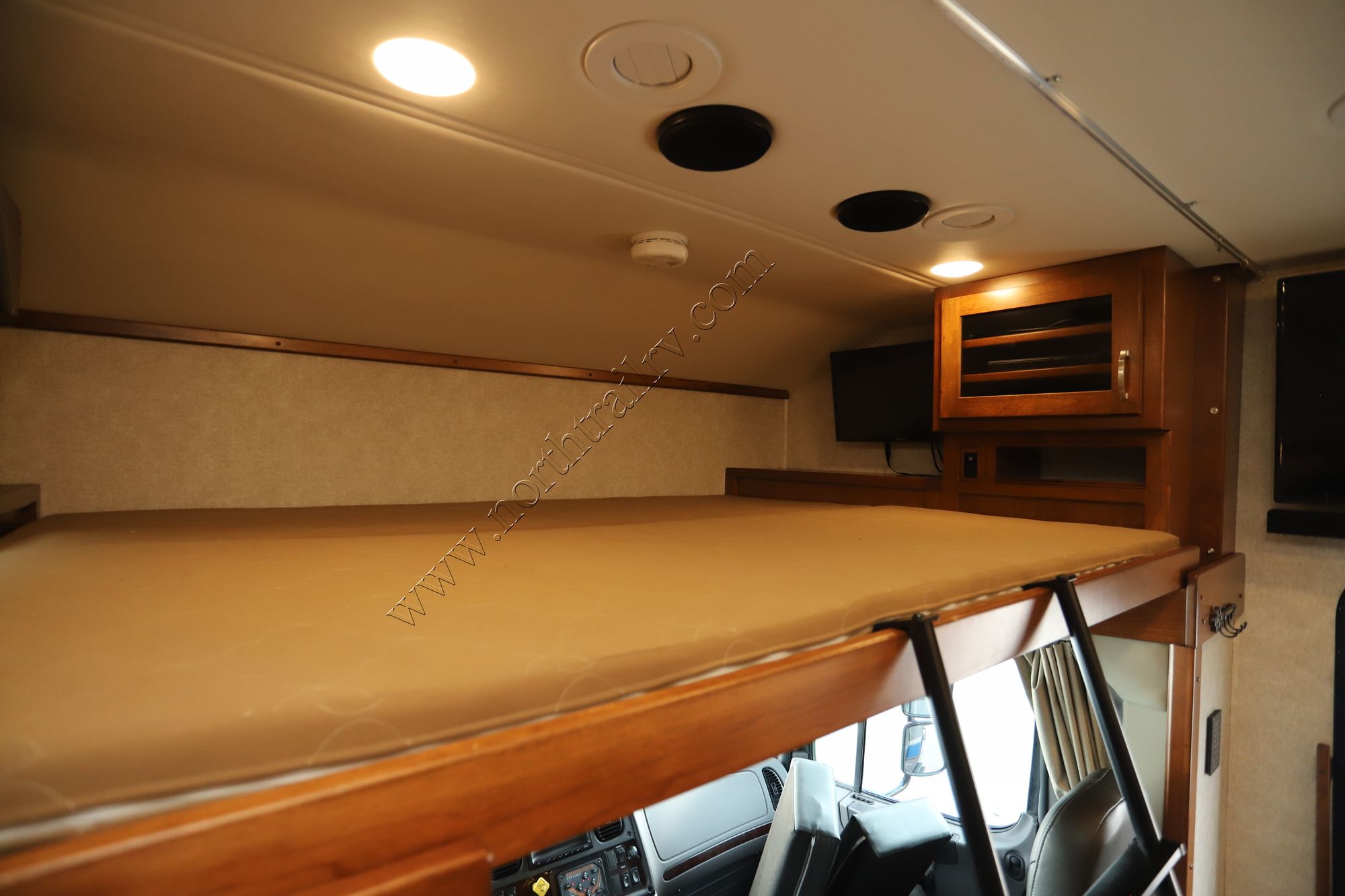 Used 2020 Renegade Rv Valencia 38RB Super C  For Sale