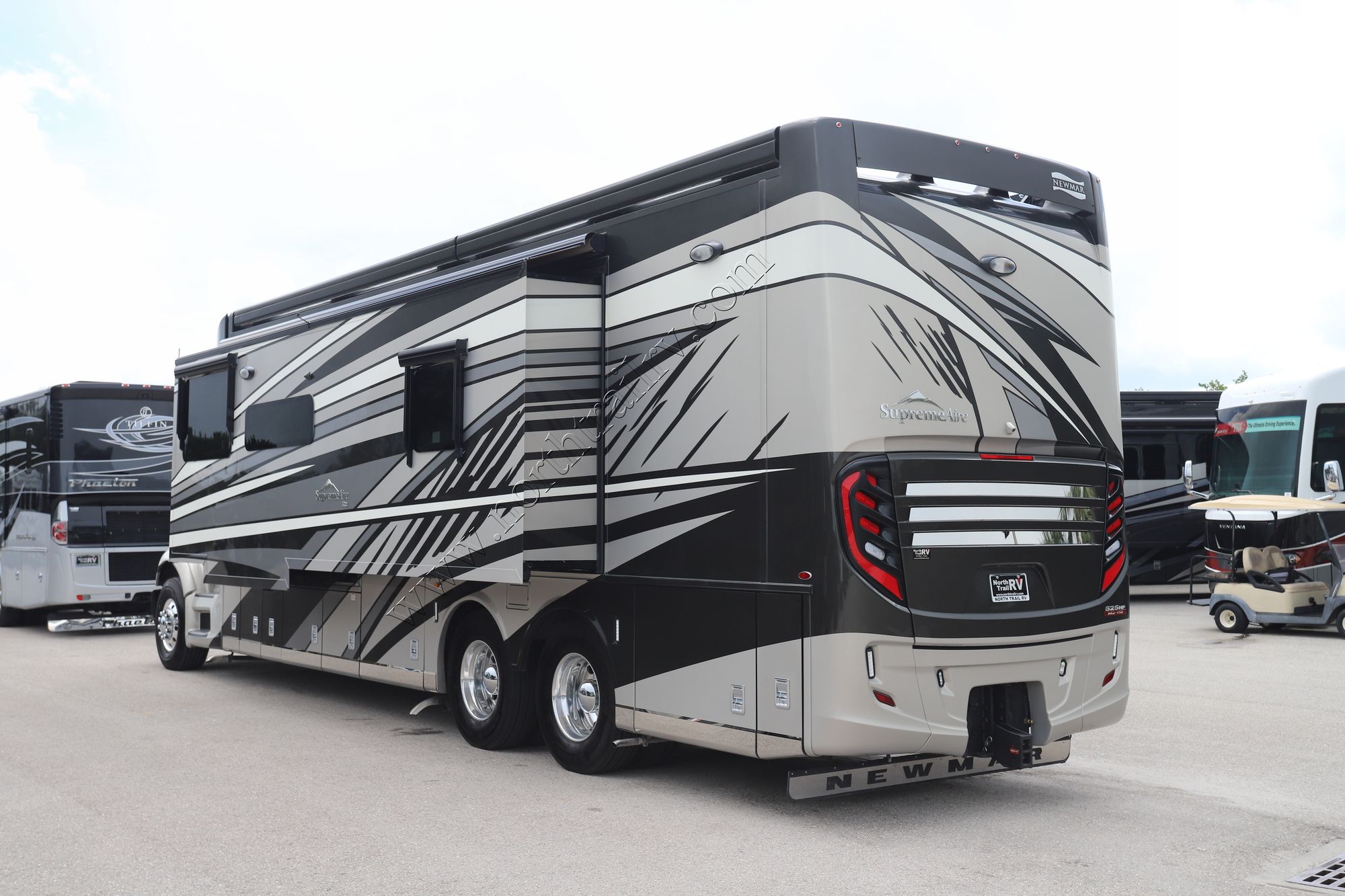 New 2024 Newmar Supreme Aire 4051 Super C  For Sale