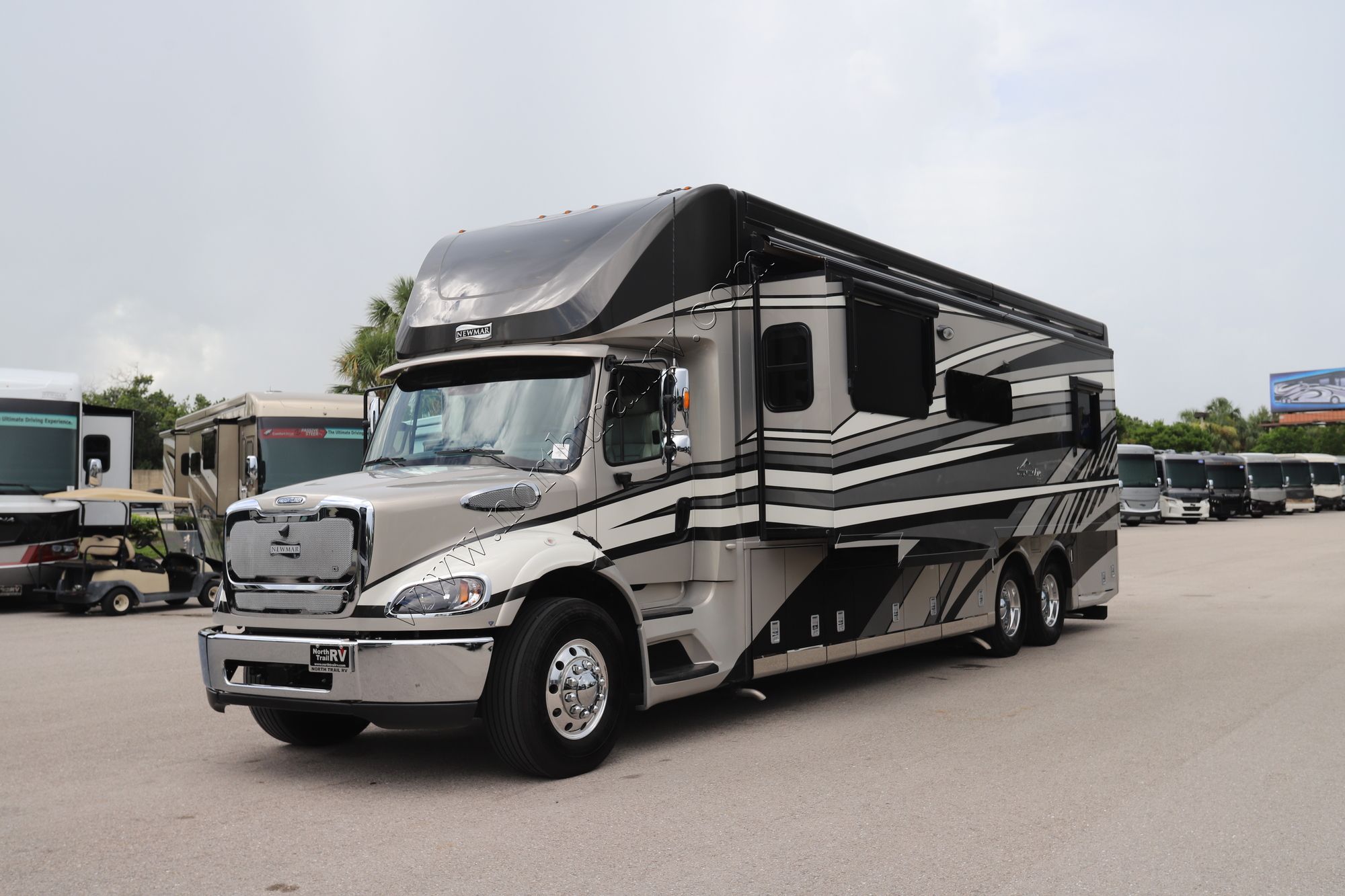 New 2024 Newmar Supreme Aire 4051 Super C  For Sale