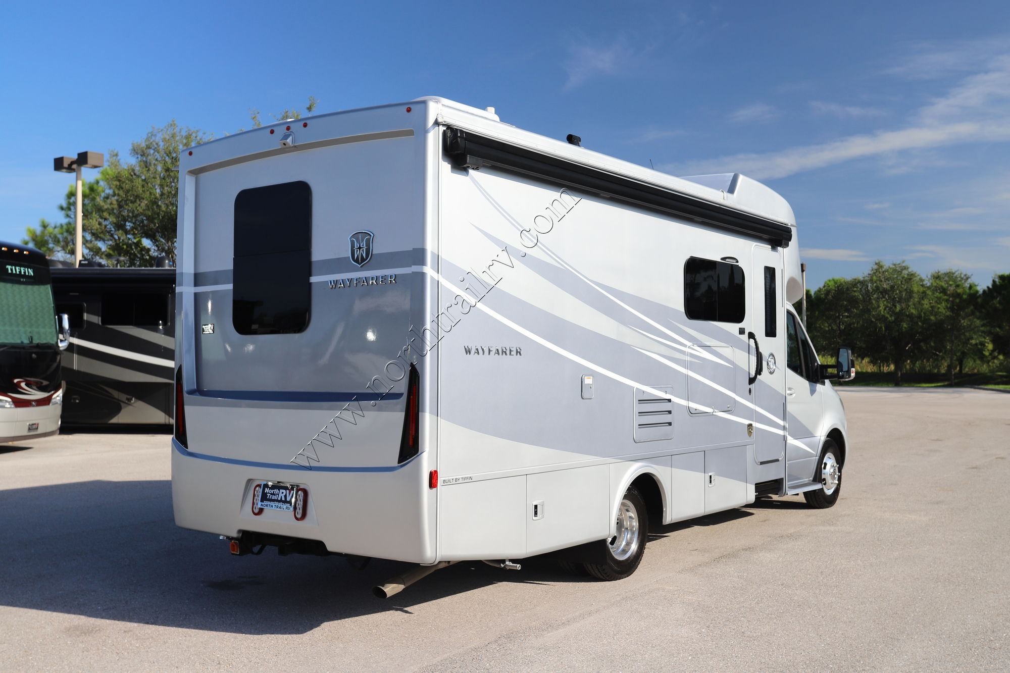 Used 2023 Tiffin Motor Homes Wayfarer 25RW Class C  For Sale