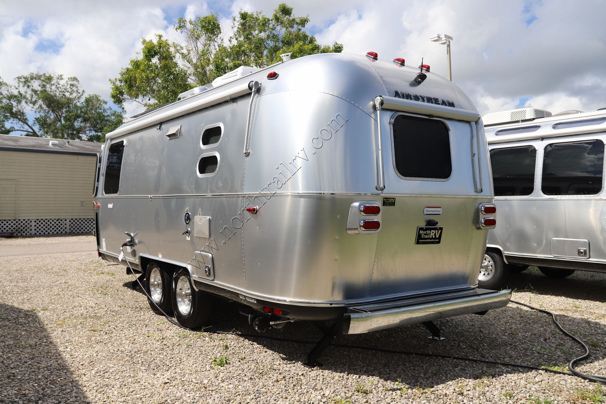 New 2023 Airstream International 23FB Travel Trailer  For Sale