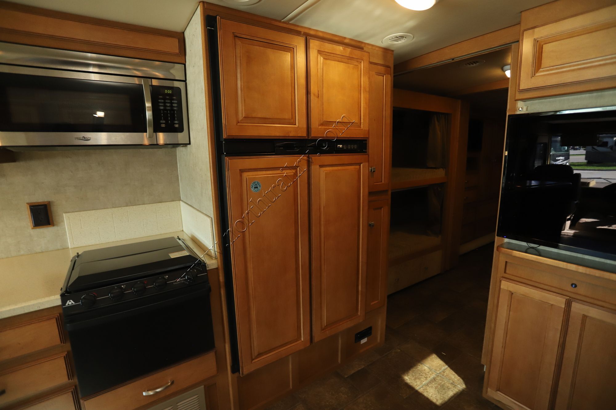 Used 2014 Itasca Sunstar 35B Class A  For Sale