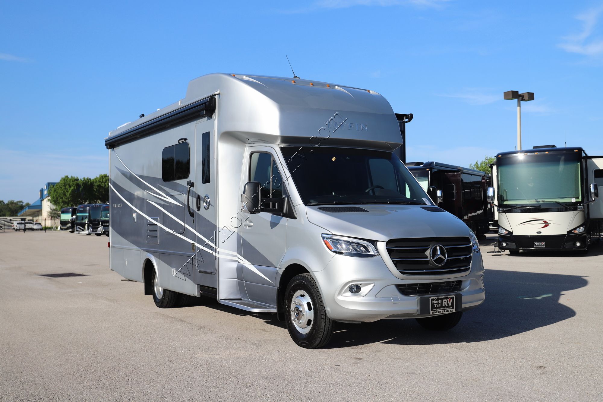 Used 2023 Tiffin Motor Homes Wayfarer 25RW Class C  For Sale