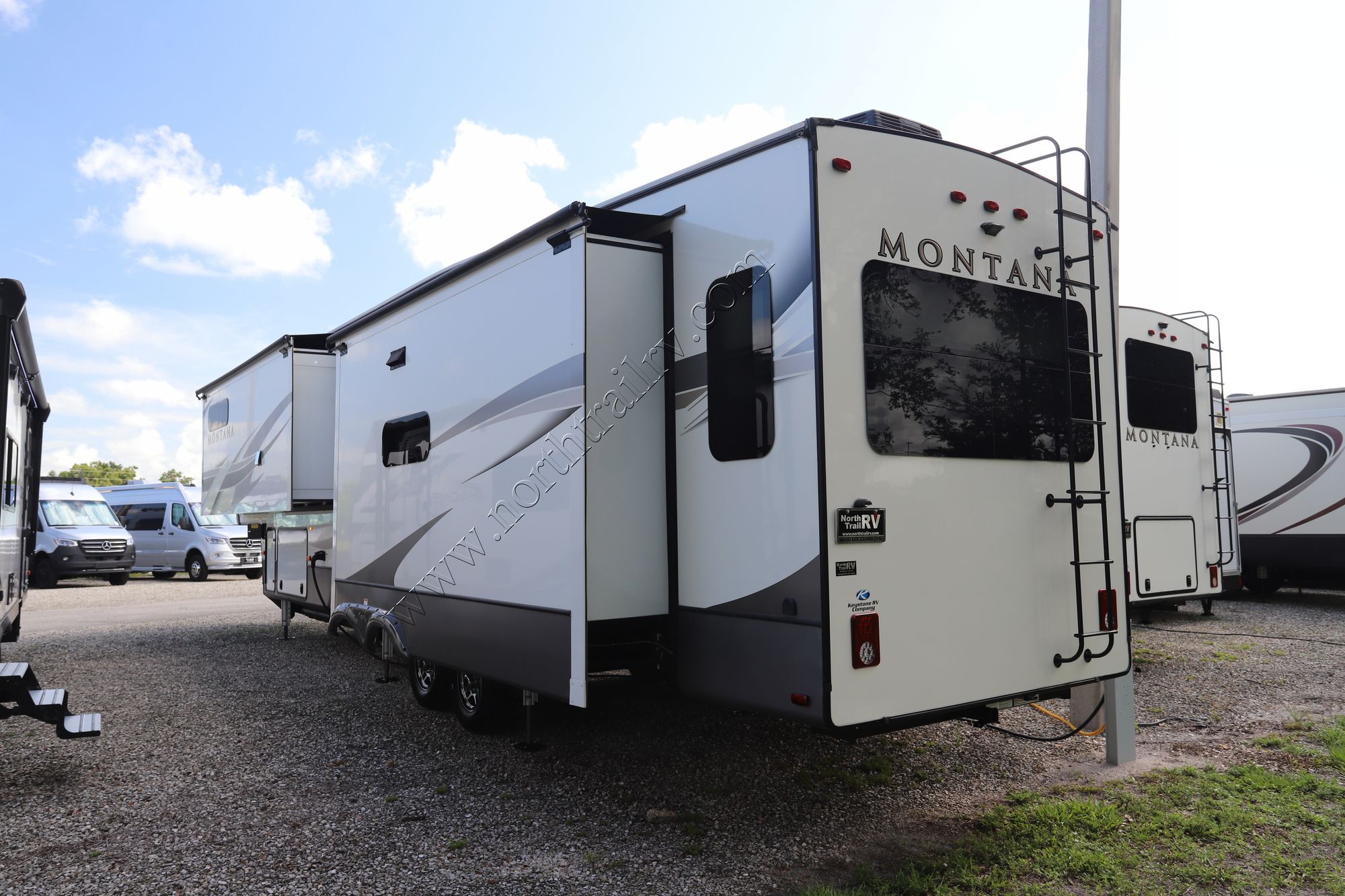 Used 2020 Keystone Montana 3813 Fifth Wheel  For Sale