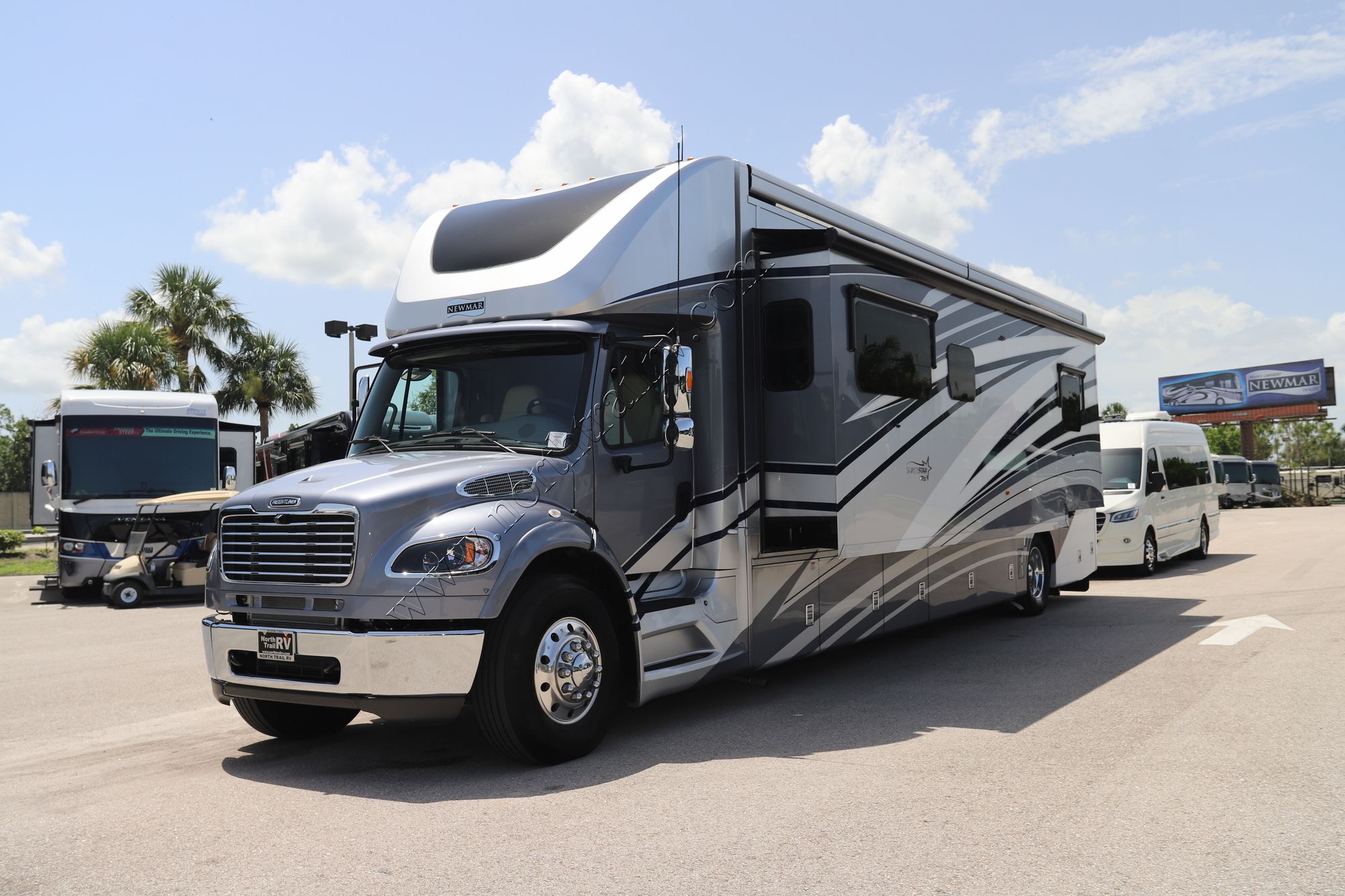 Used 2022 Newmar Super Star 4059 Super C  For Sale