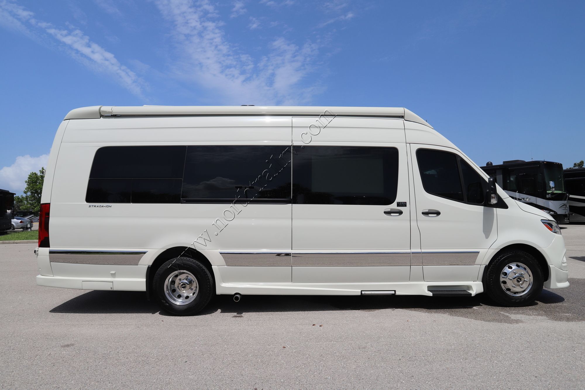 Used 2023 Grech Rv Strada-Ion 170 EXT Class B  For Sale