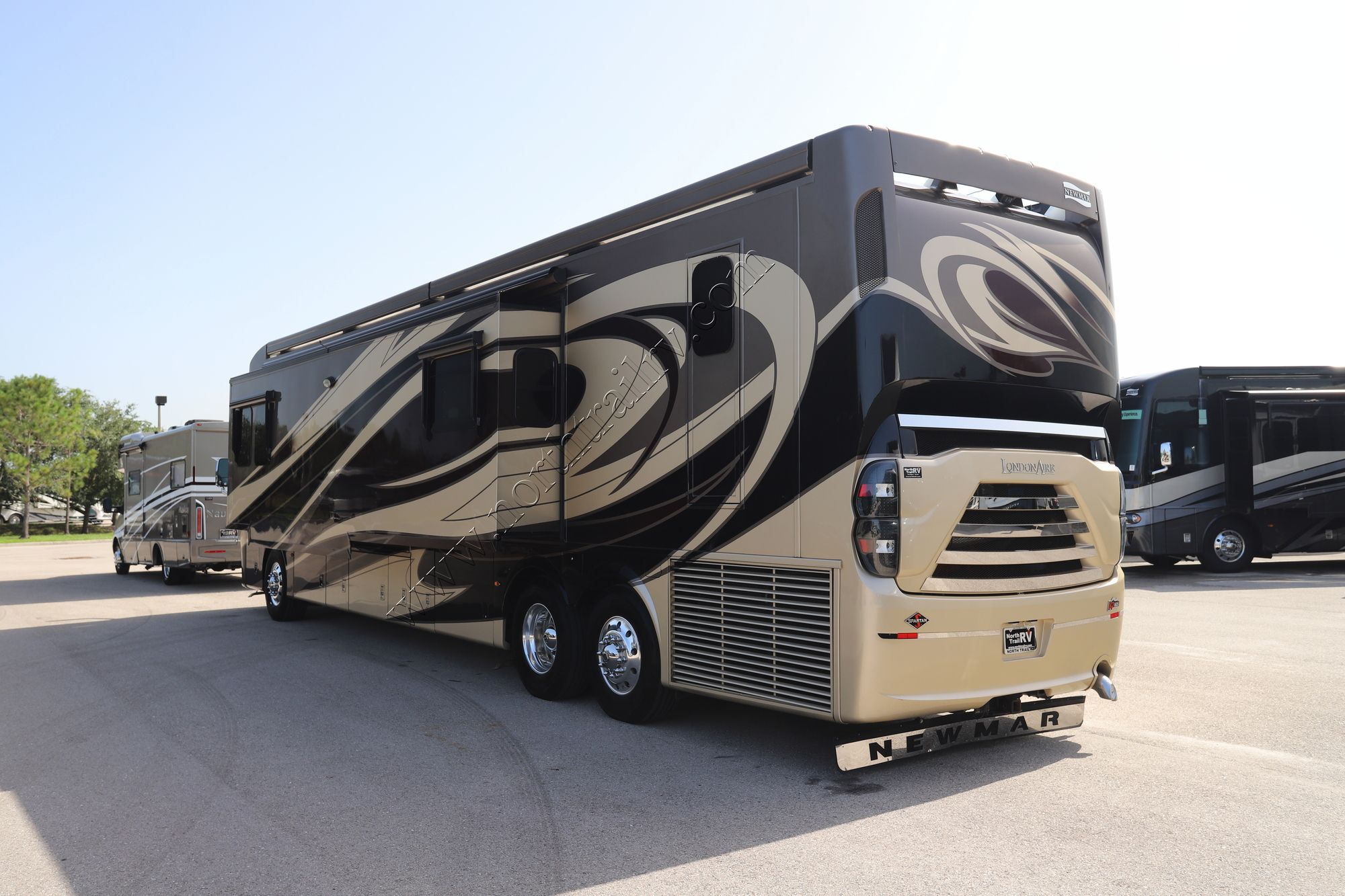 Used 2018 Newmar London Aire 4533 Class A  For Sale