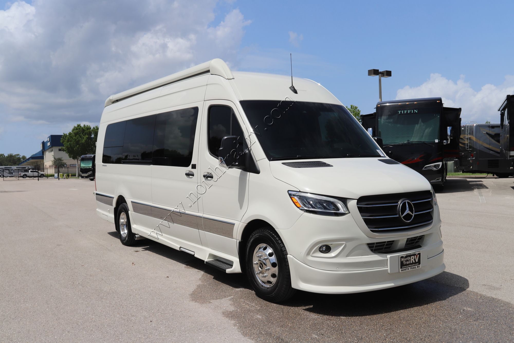 Used 2023 Grech Rv Strada-Ion 170 EXT Class B  For Sale