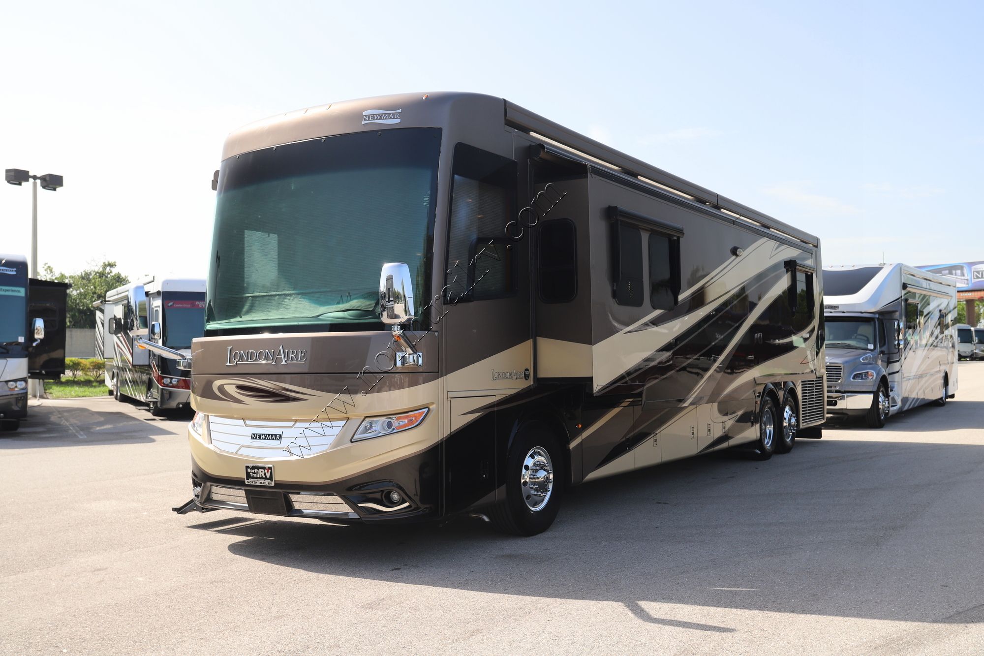 Used 2018 Newmar London Aire 4533 Class A  For Sale