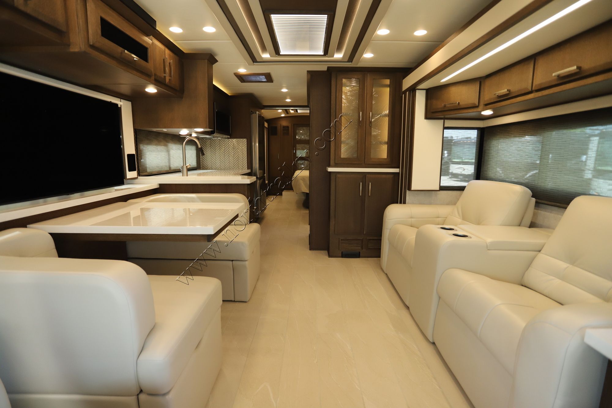 New 2023 Newmar New Aire 3543 Class A  For Sale