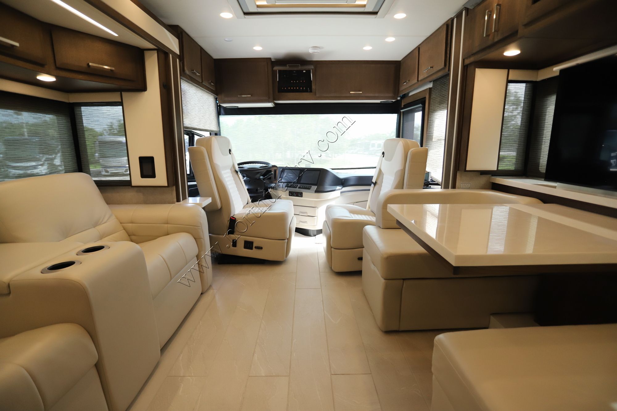 New 2023 Newmar New Aire 3543 Class A  For Sale