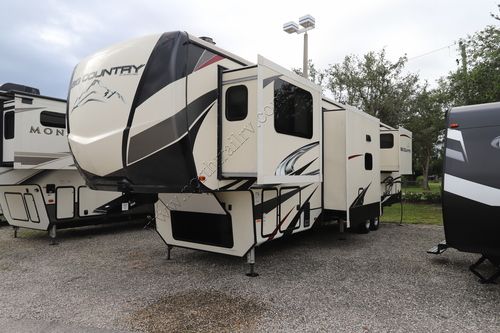 2020 Heartland Rv Big Country 3902FL